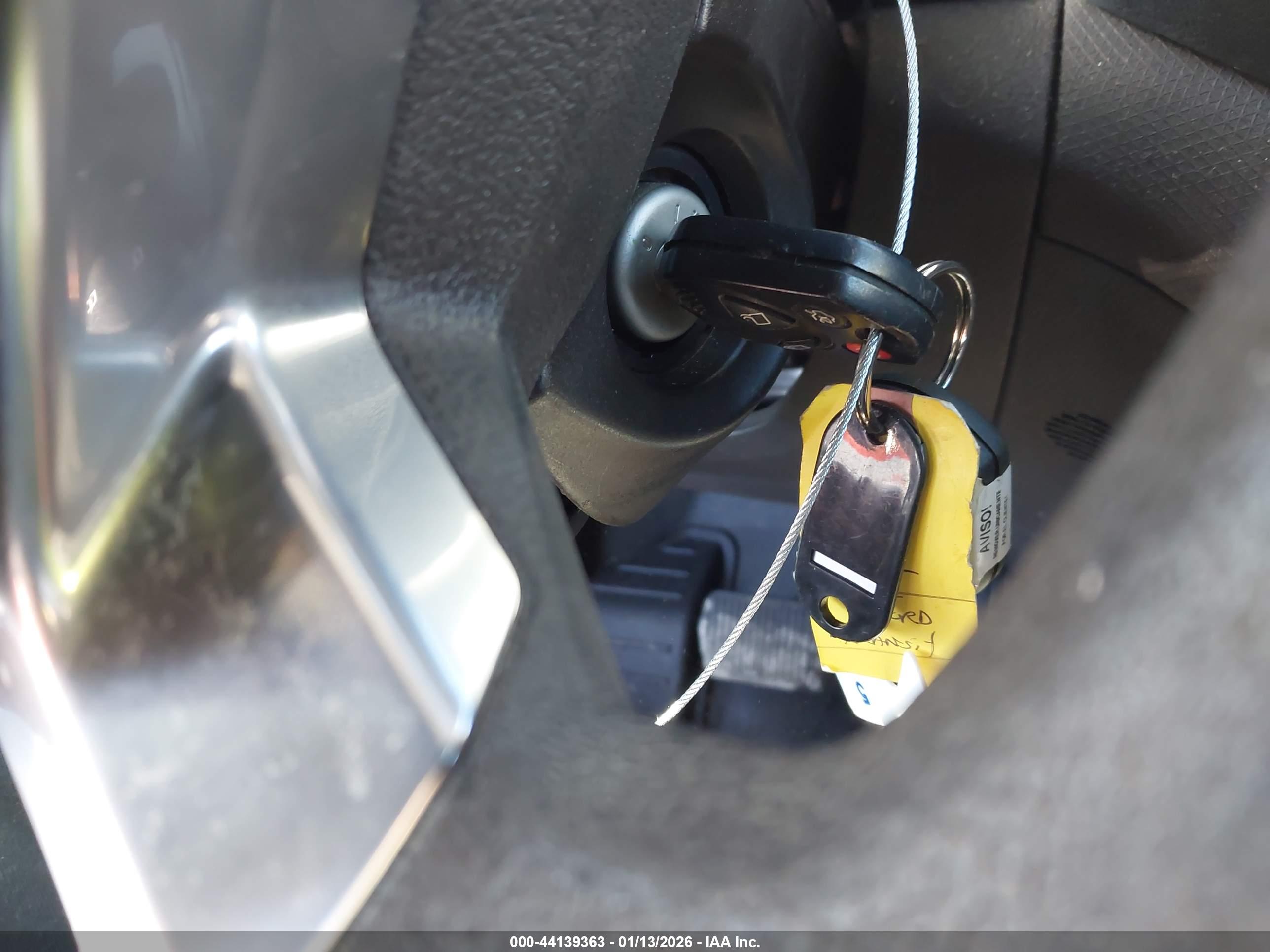 FORD TRANSIT image 11