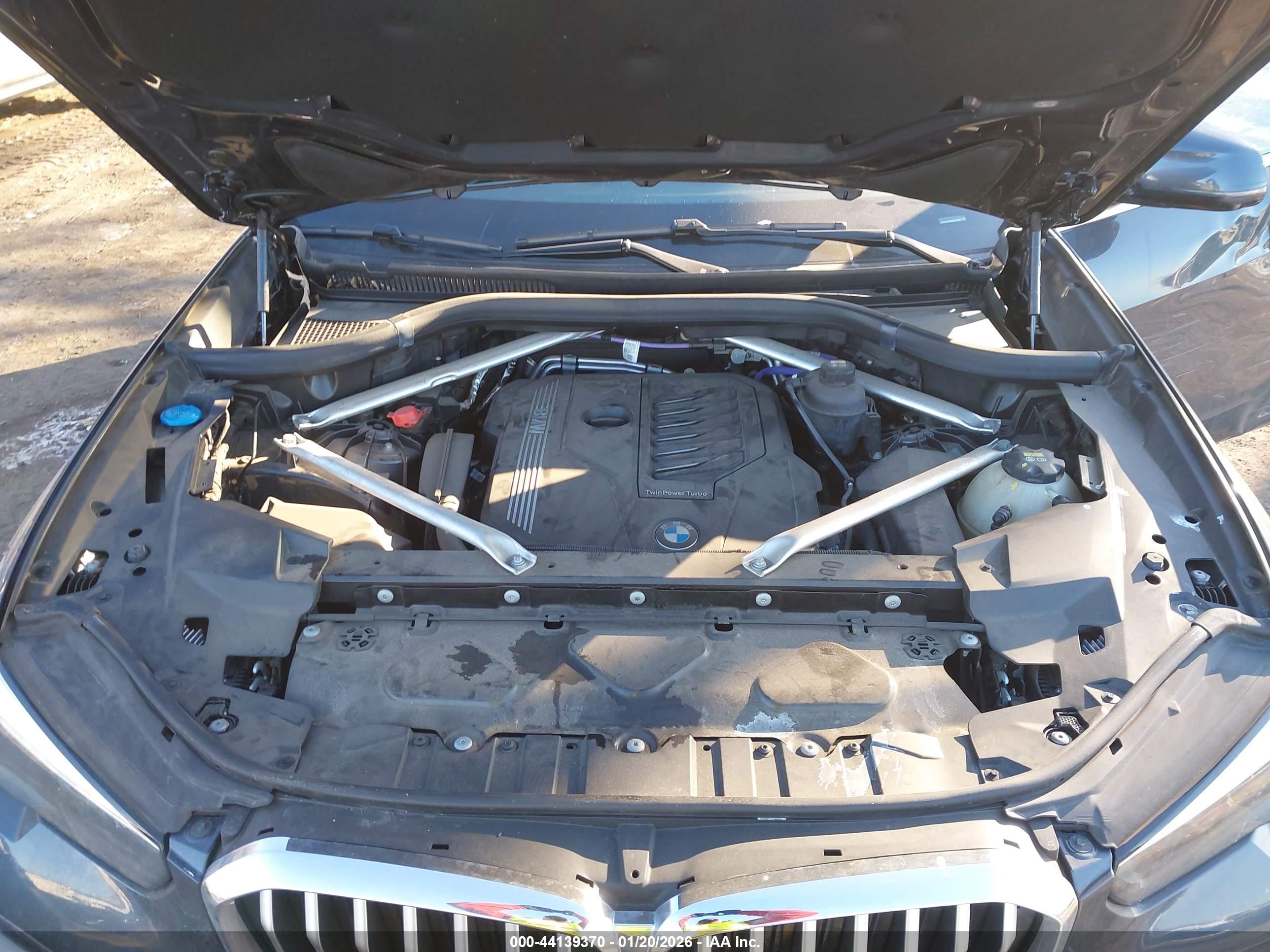 BMW X5 image 10
