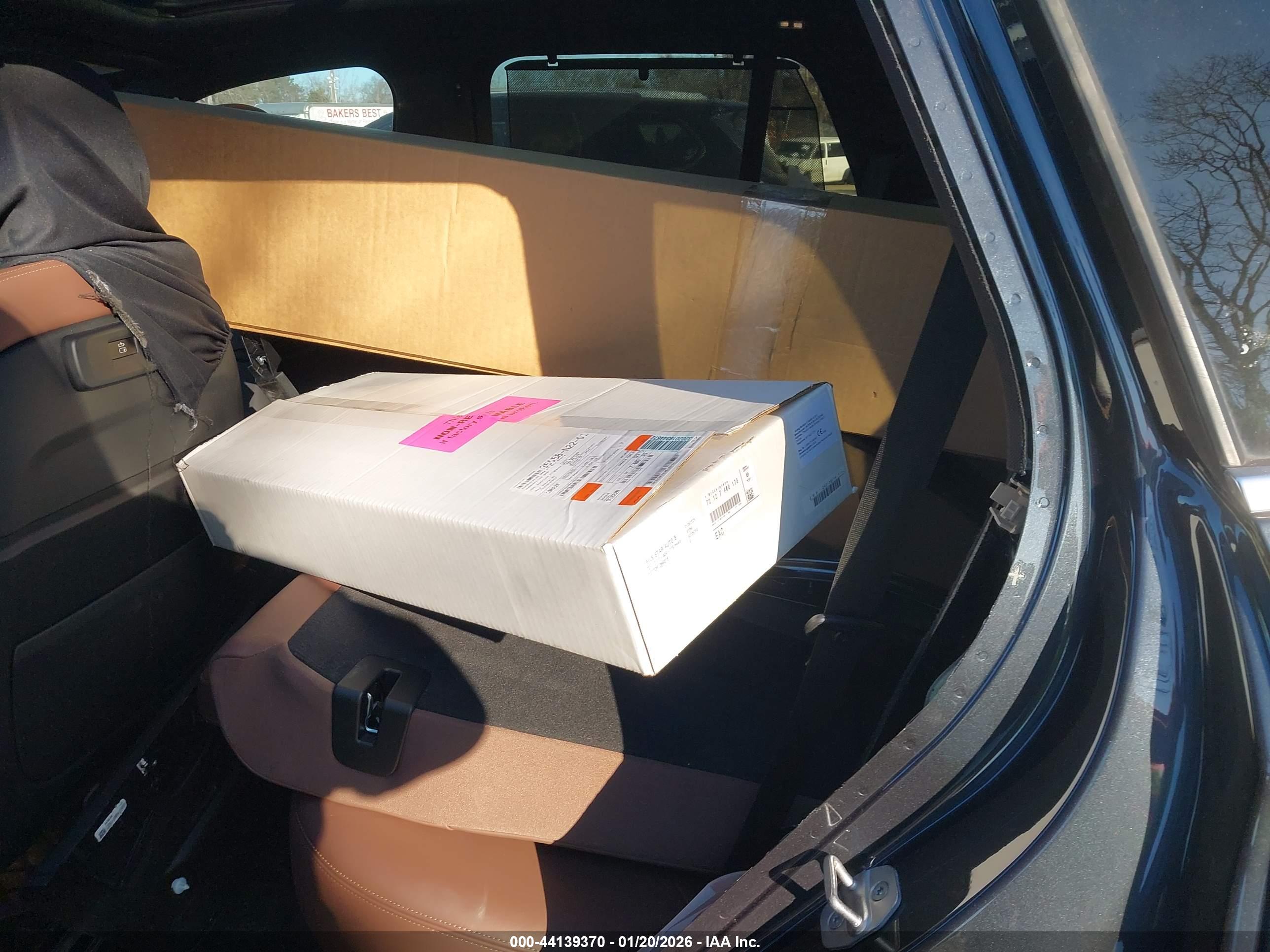 BMW X5 image 8