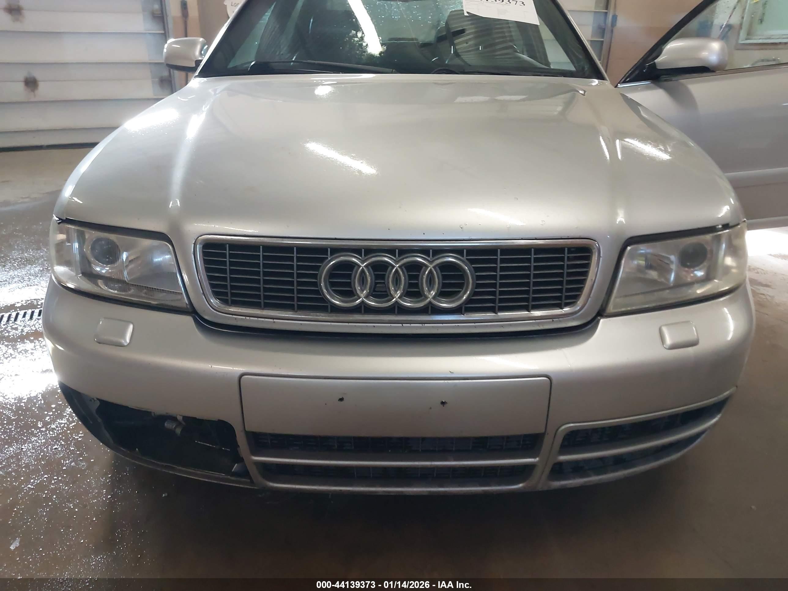 AUDI S4 image 6