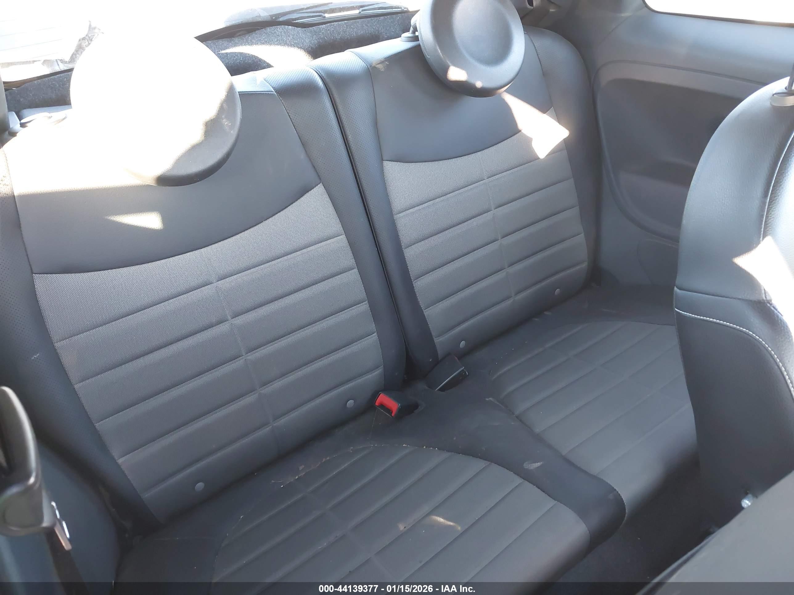 FIAT 500 image 8