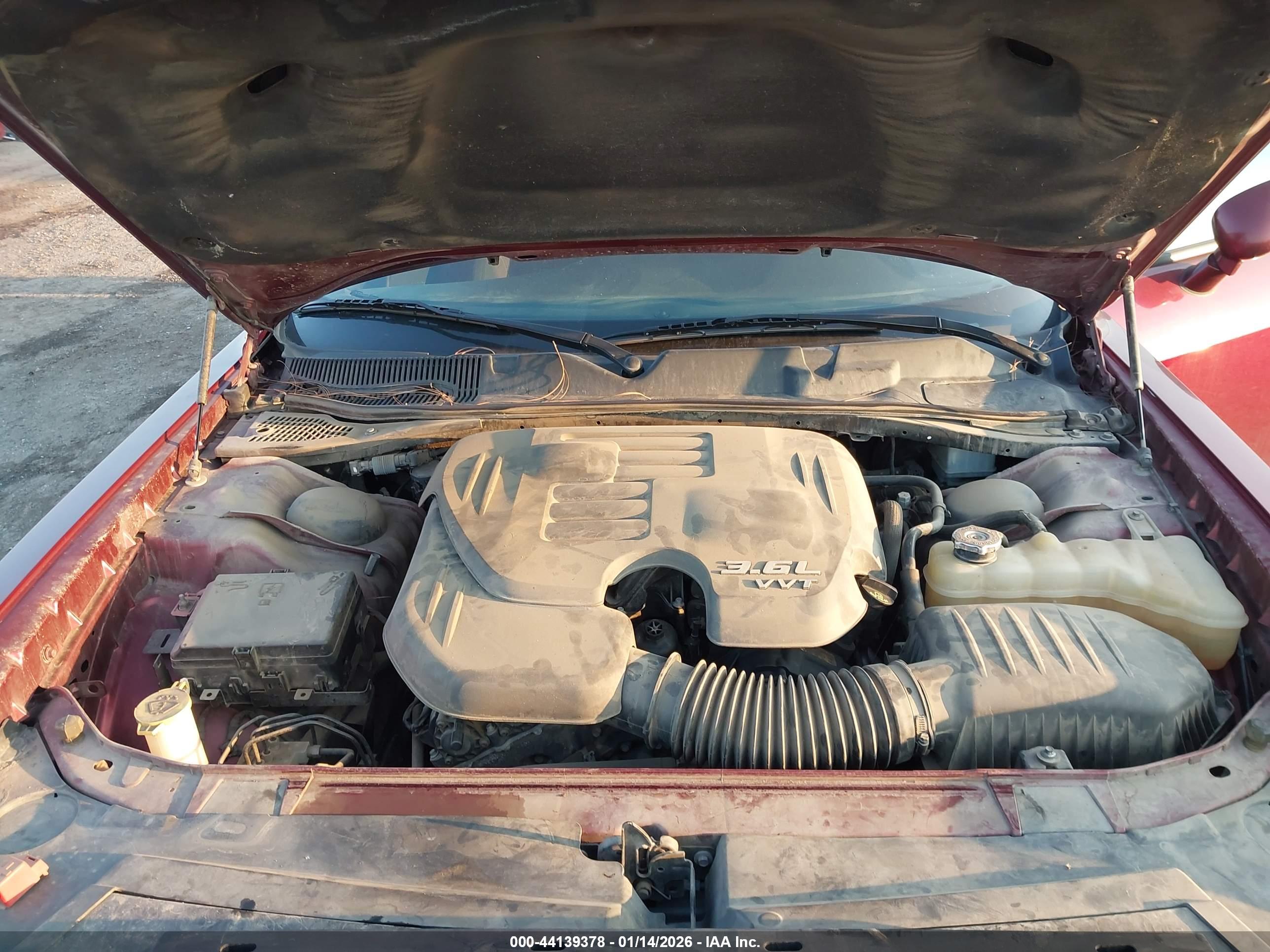 DODGE CHALLENGER image 10