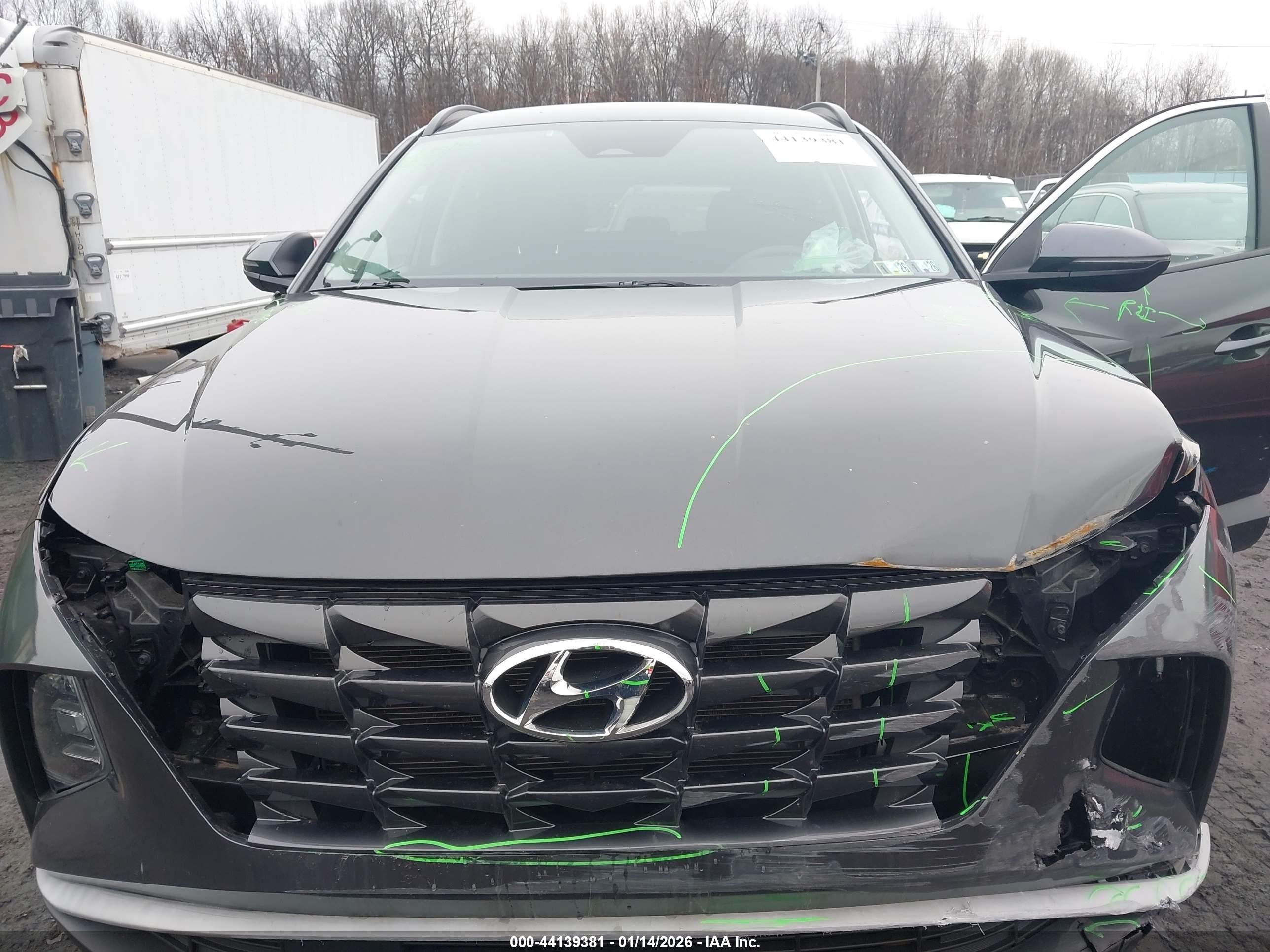 HYUNDAI TUCSON image 6