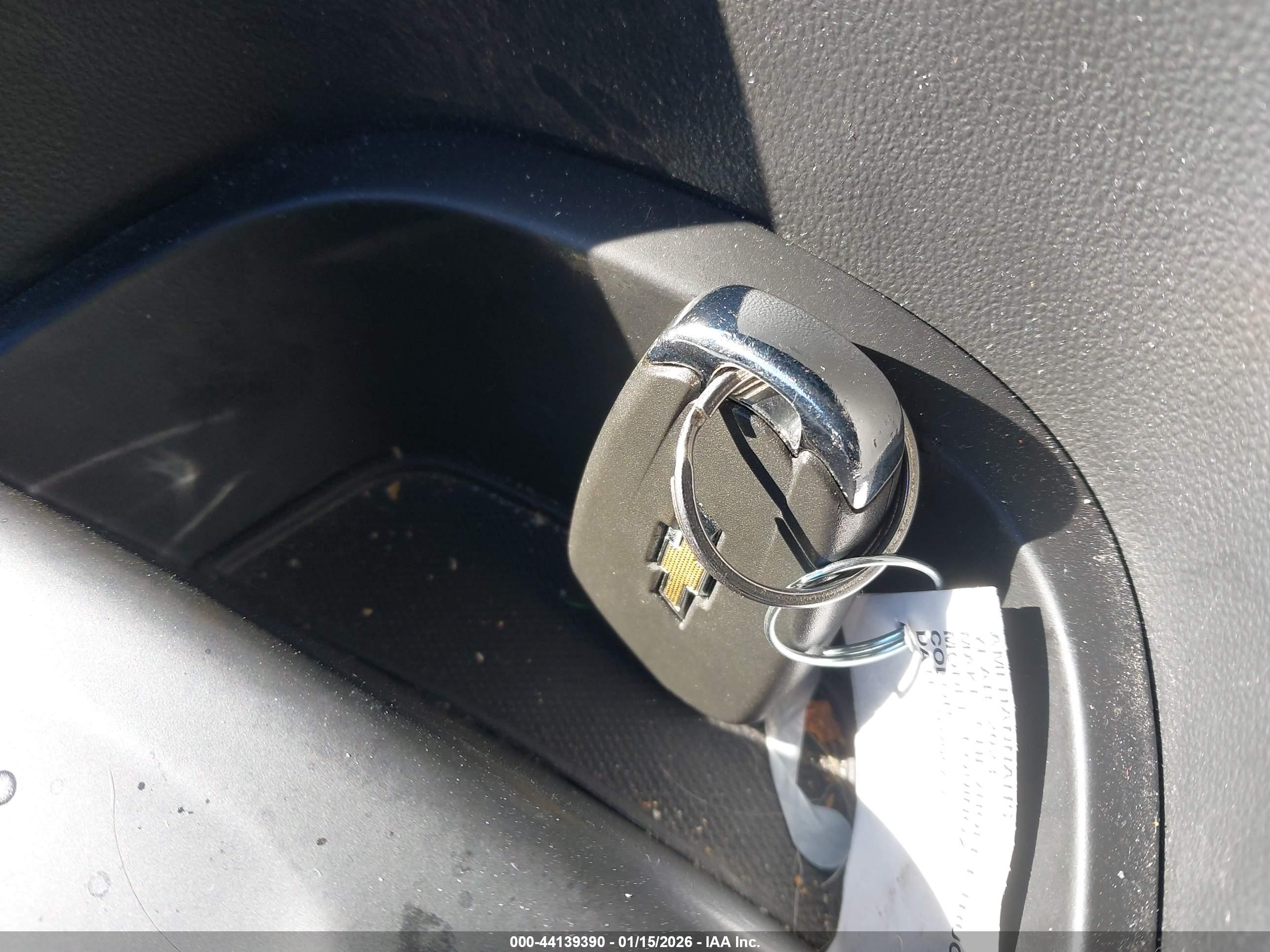 CHEVROLET EQUINOX image 11