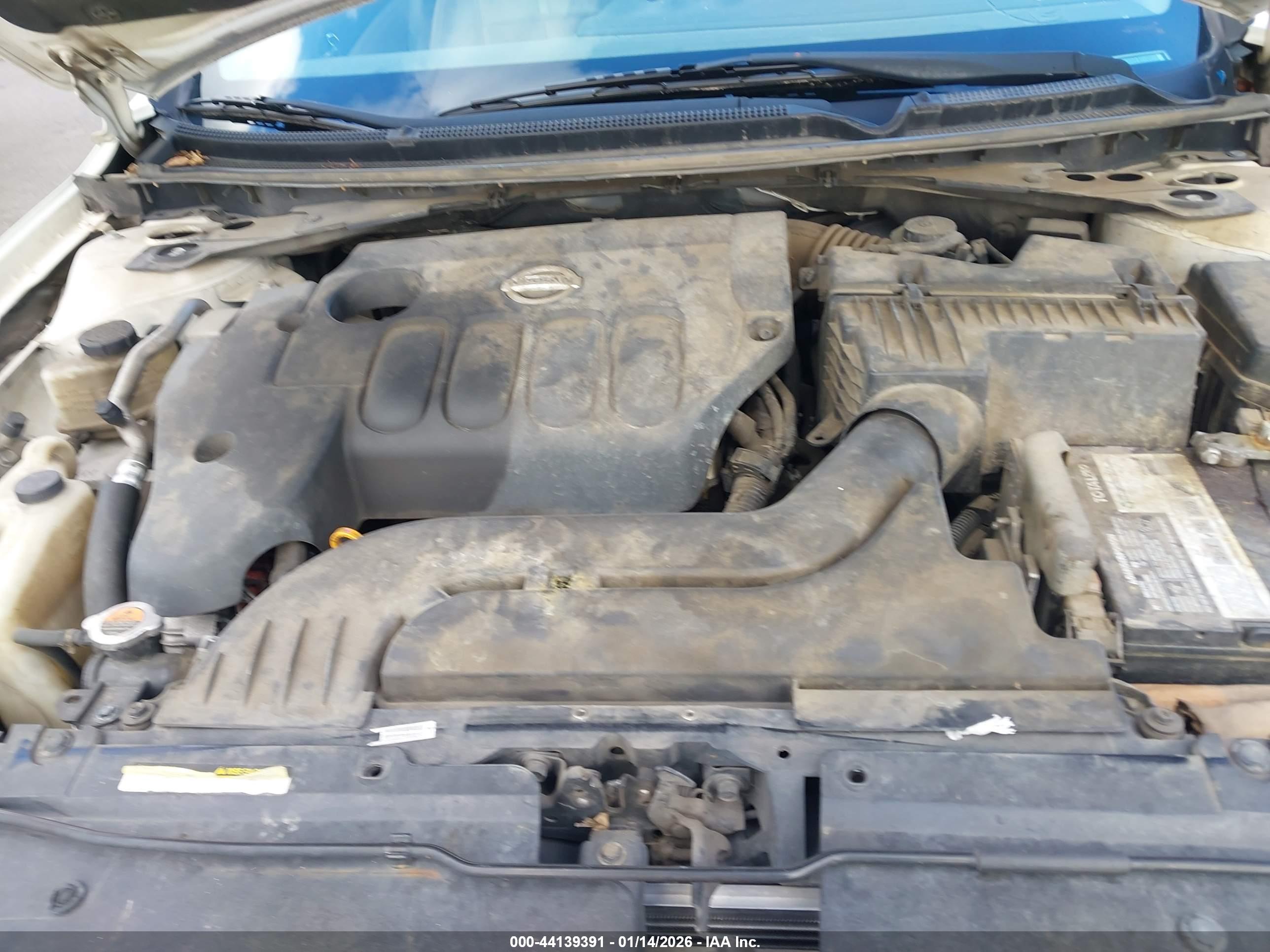 NISSAN ALTIMA image 10