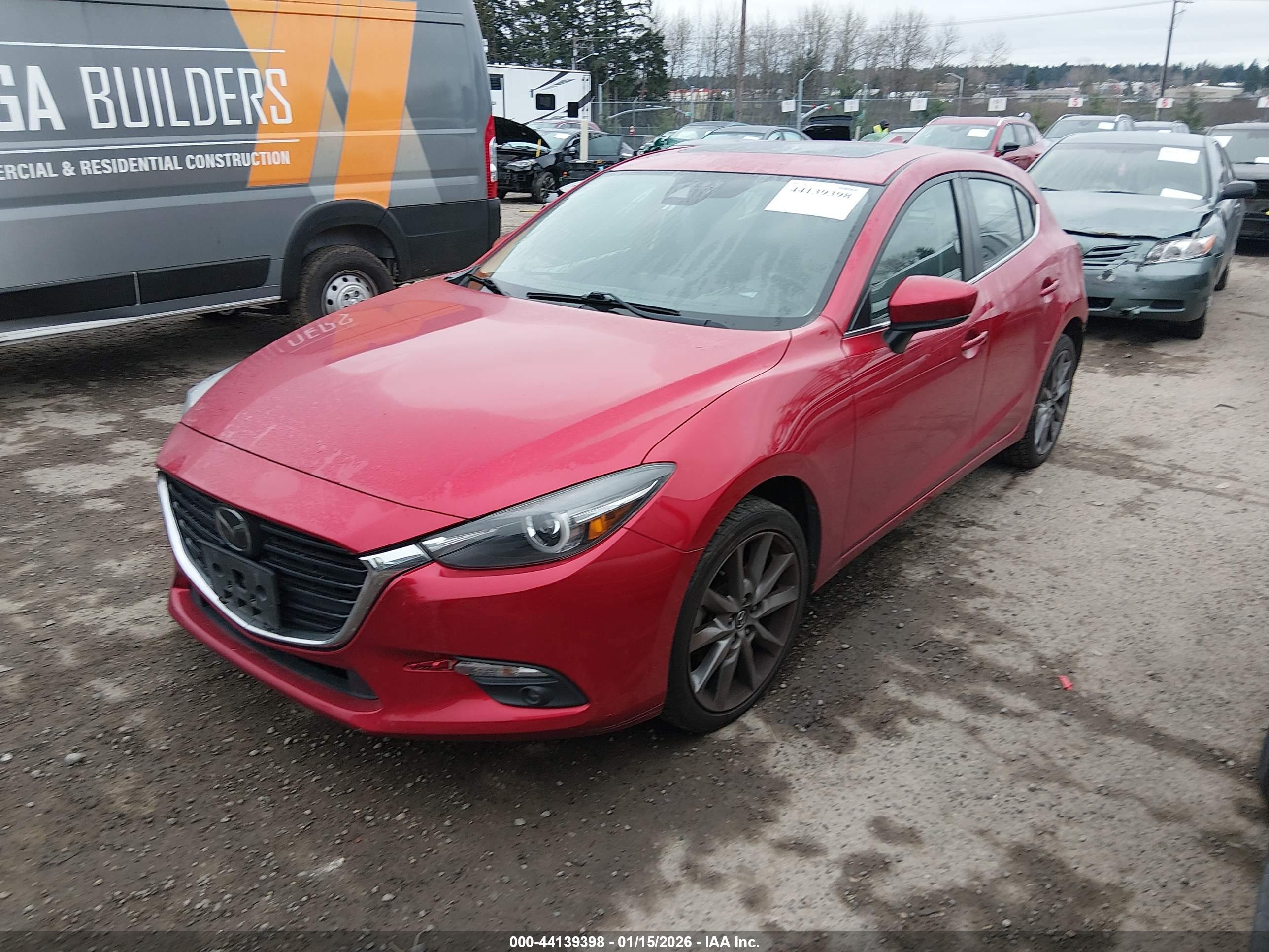 MAZDA MAZDA3 image 2