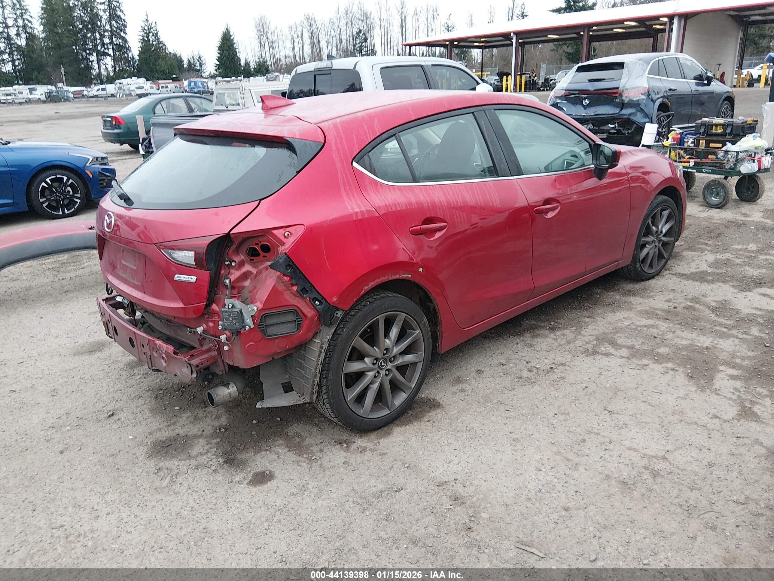MAZDA MAZDA3 image 4
