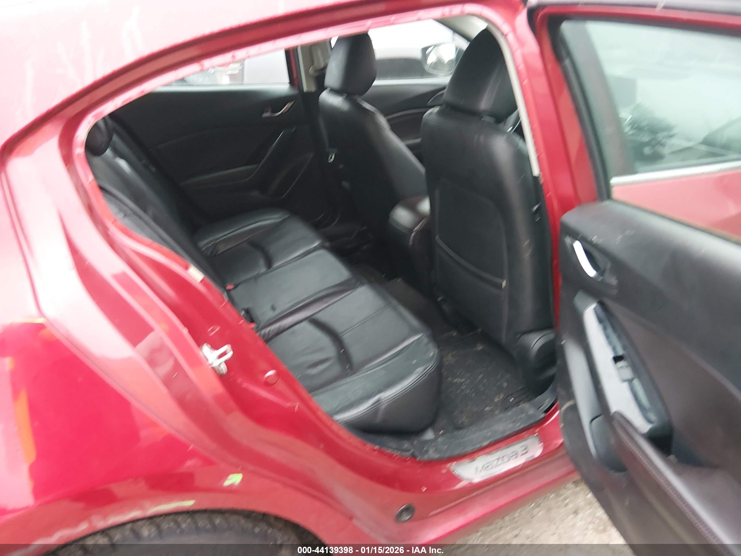 MAZDA MAZDA3 image 8