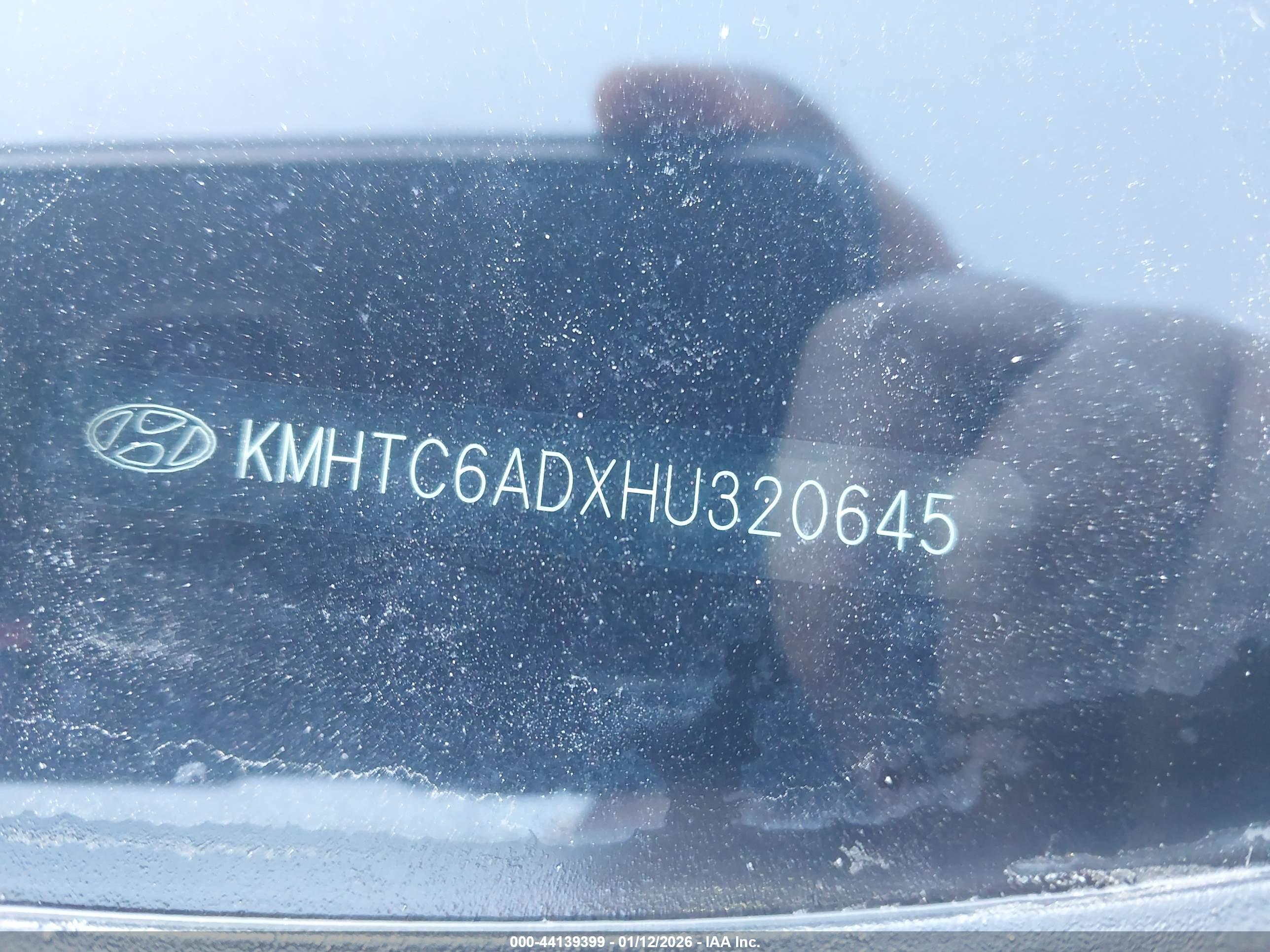HYUNDAI VELOSTER image 9