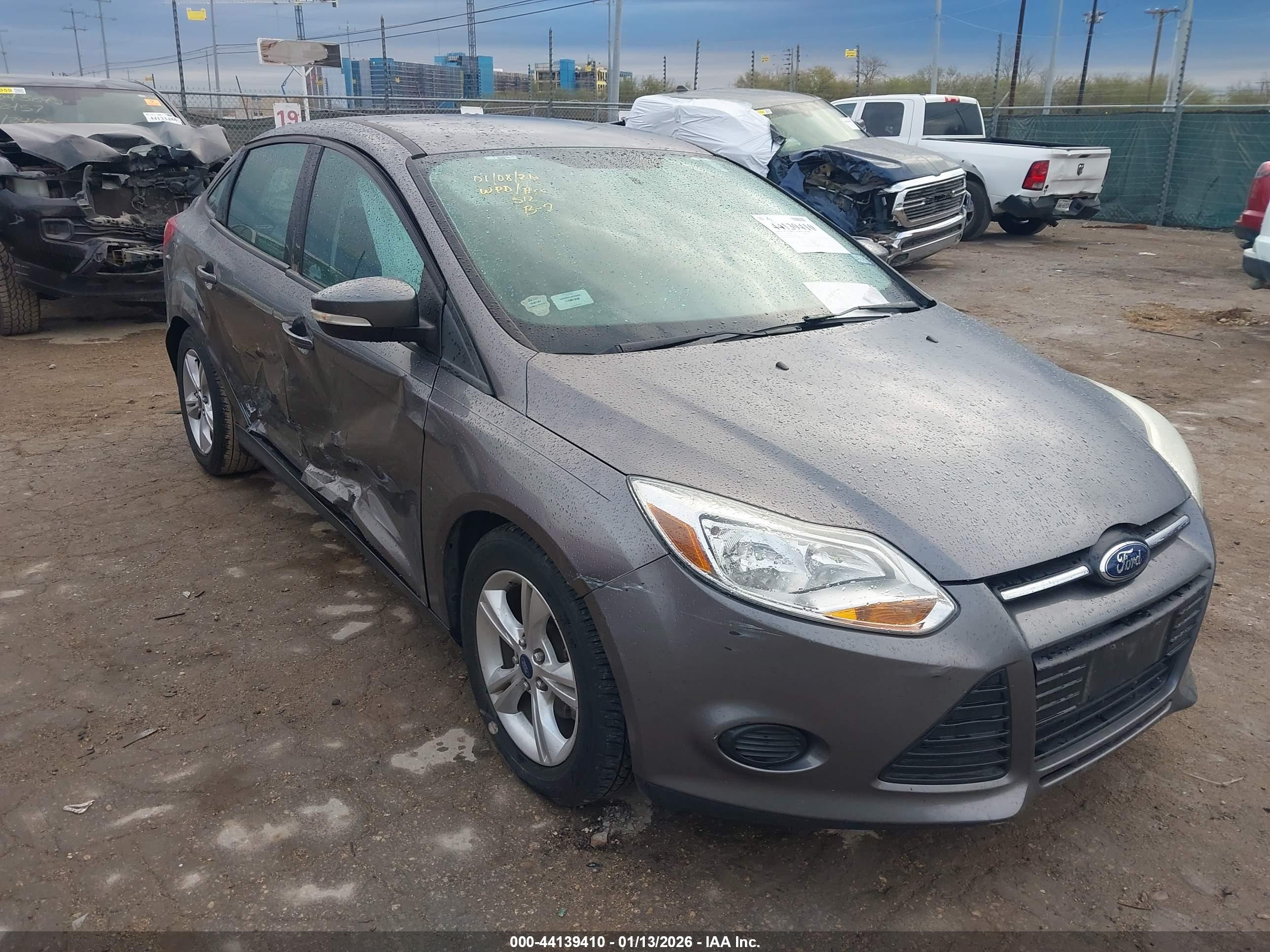 FORD FOCUS image 6