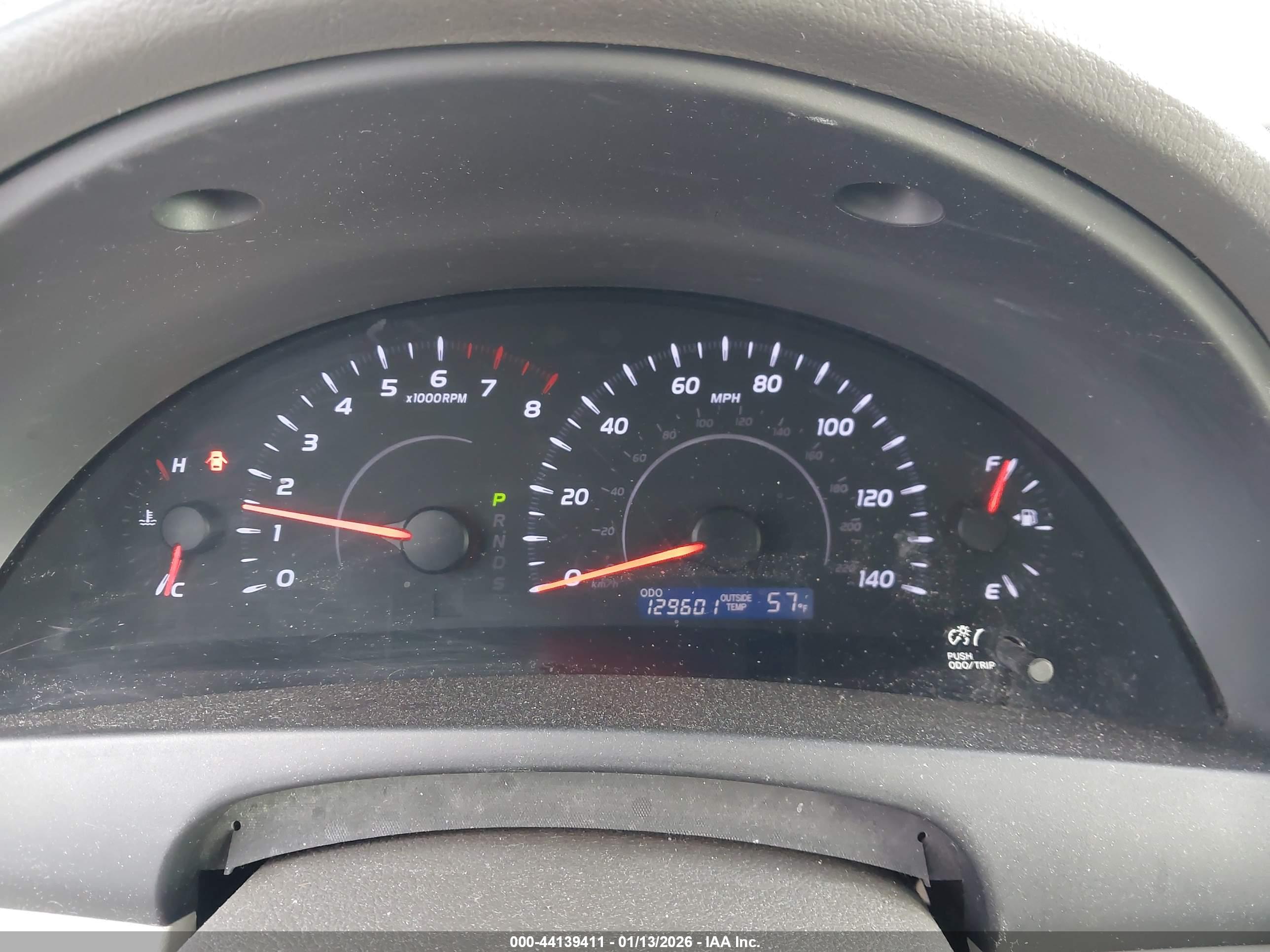 TOYOTA CAMRY image 7