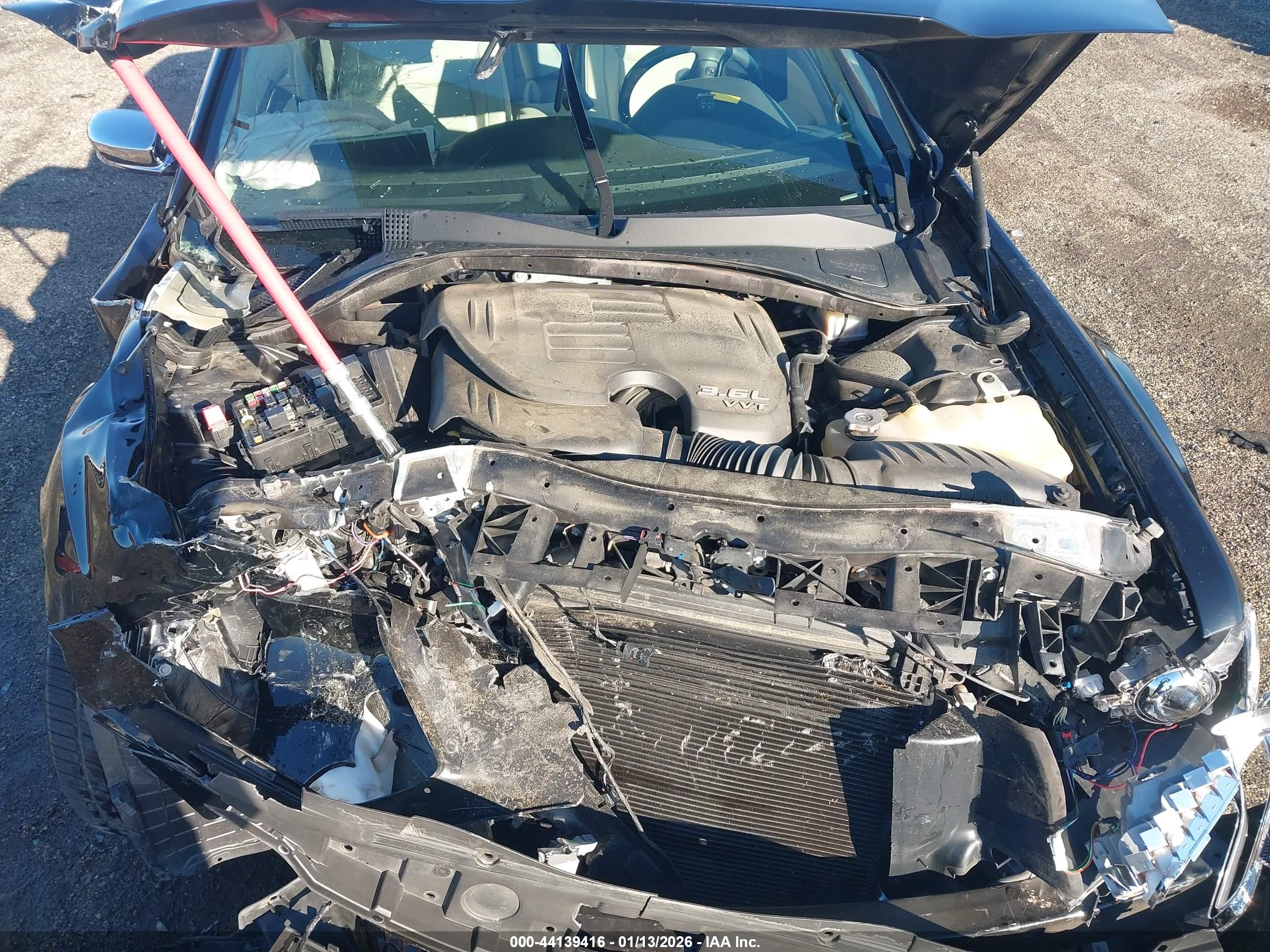 CHRYSLER 300 image 10