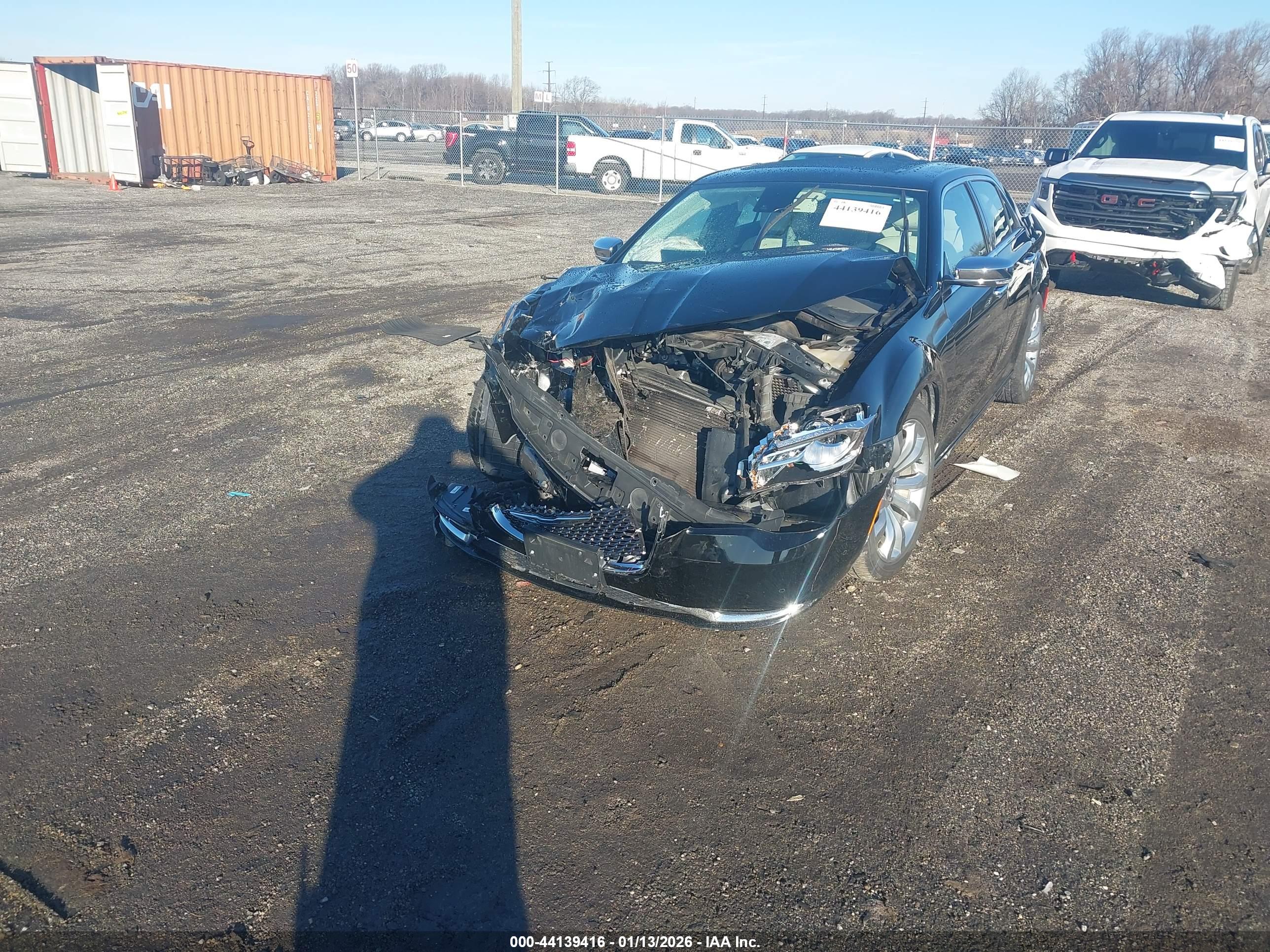 CHRYSLER 300 image 2