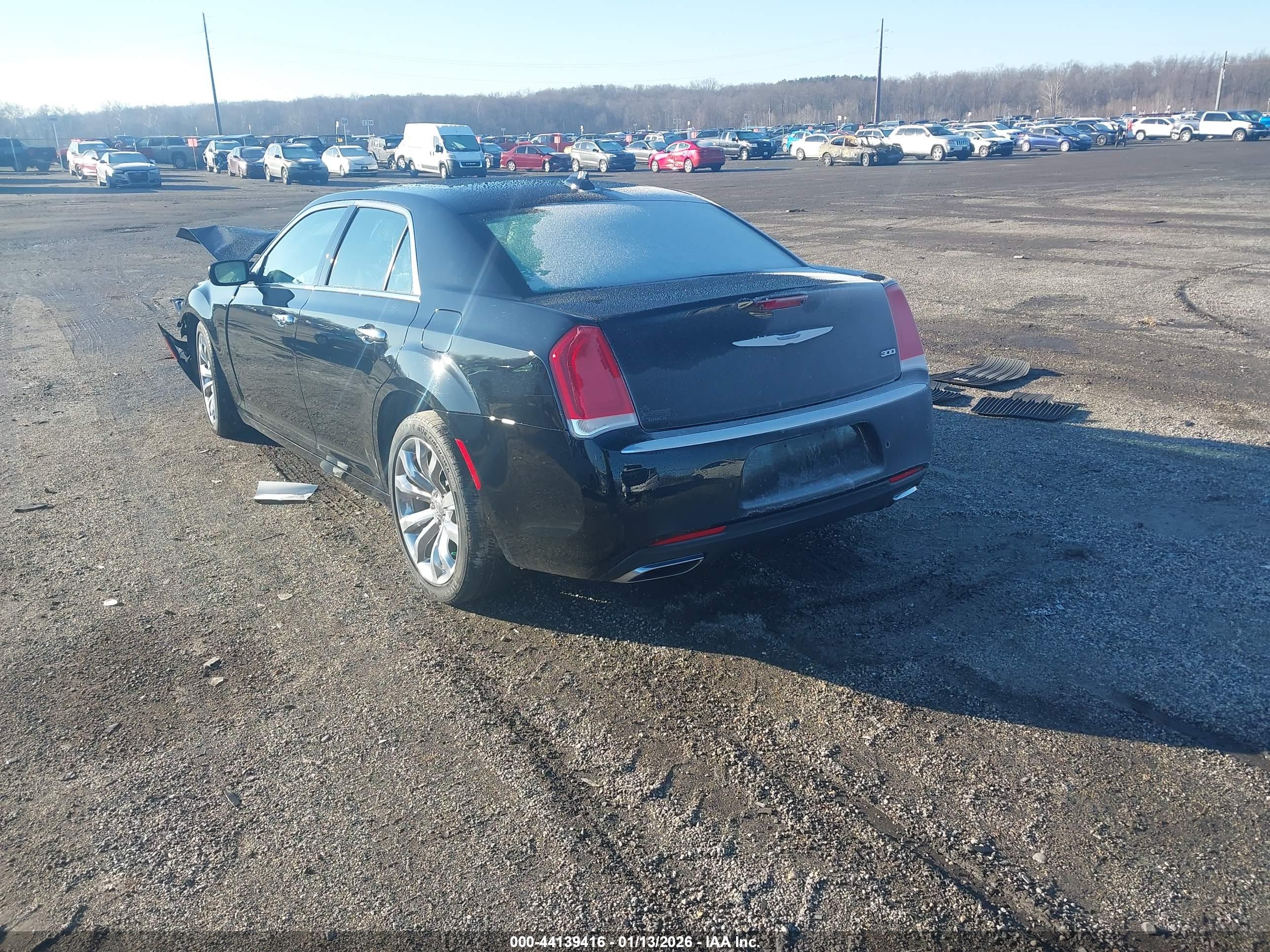 CHRYSLER 300 image 3