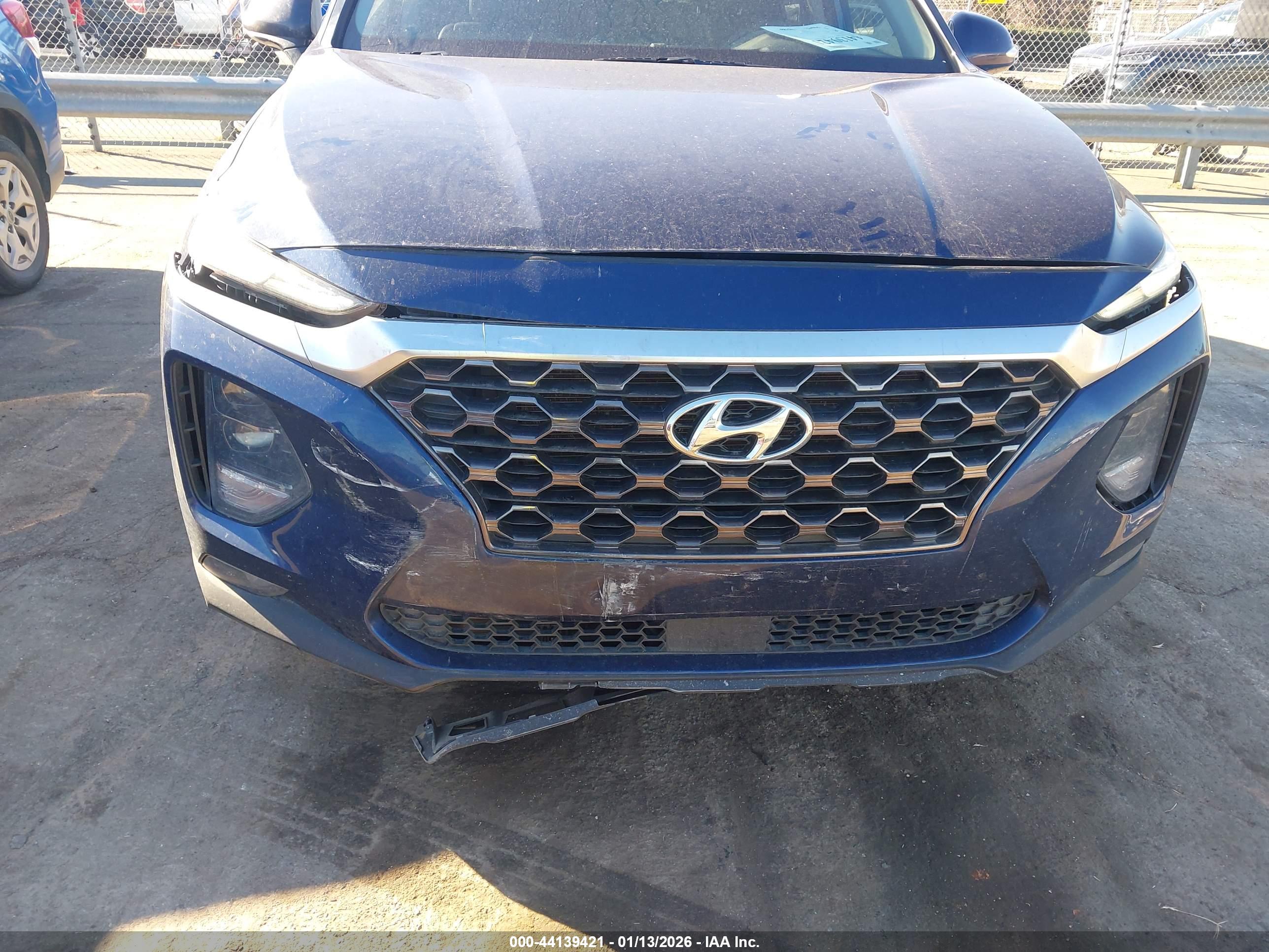 HYUNDAI SANTA image 6