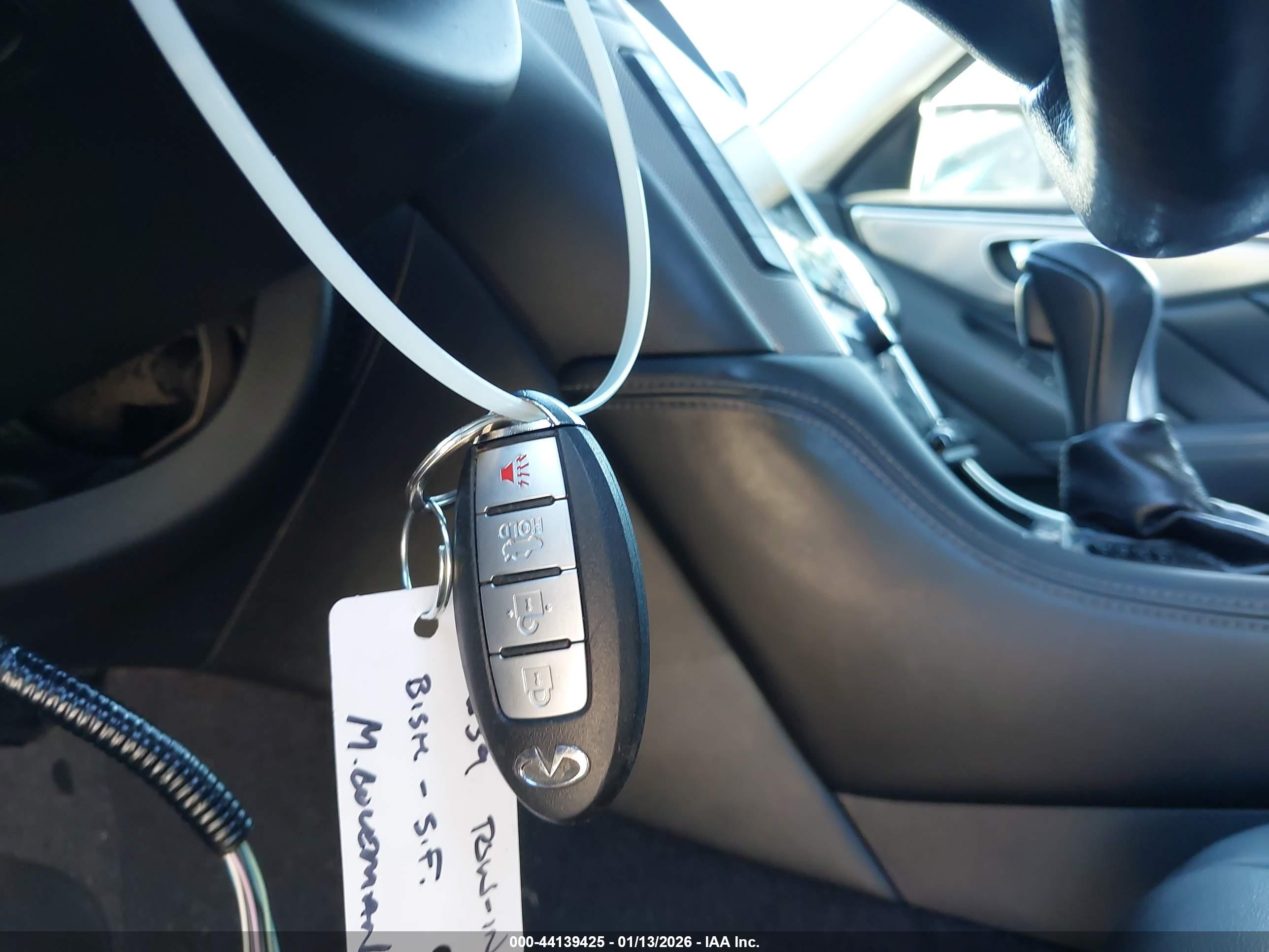 INFINITI Q50 image 11