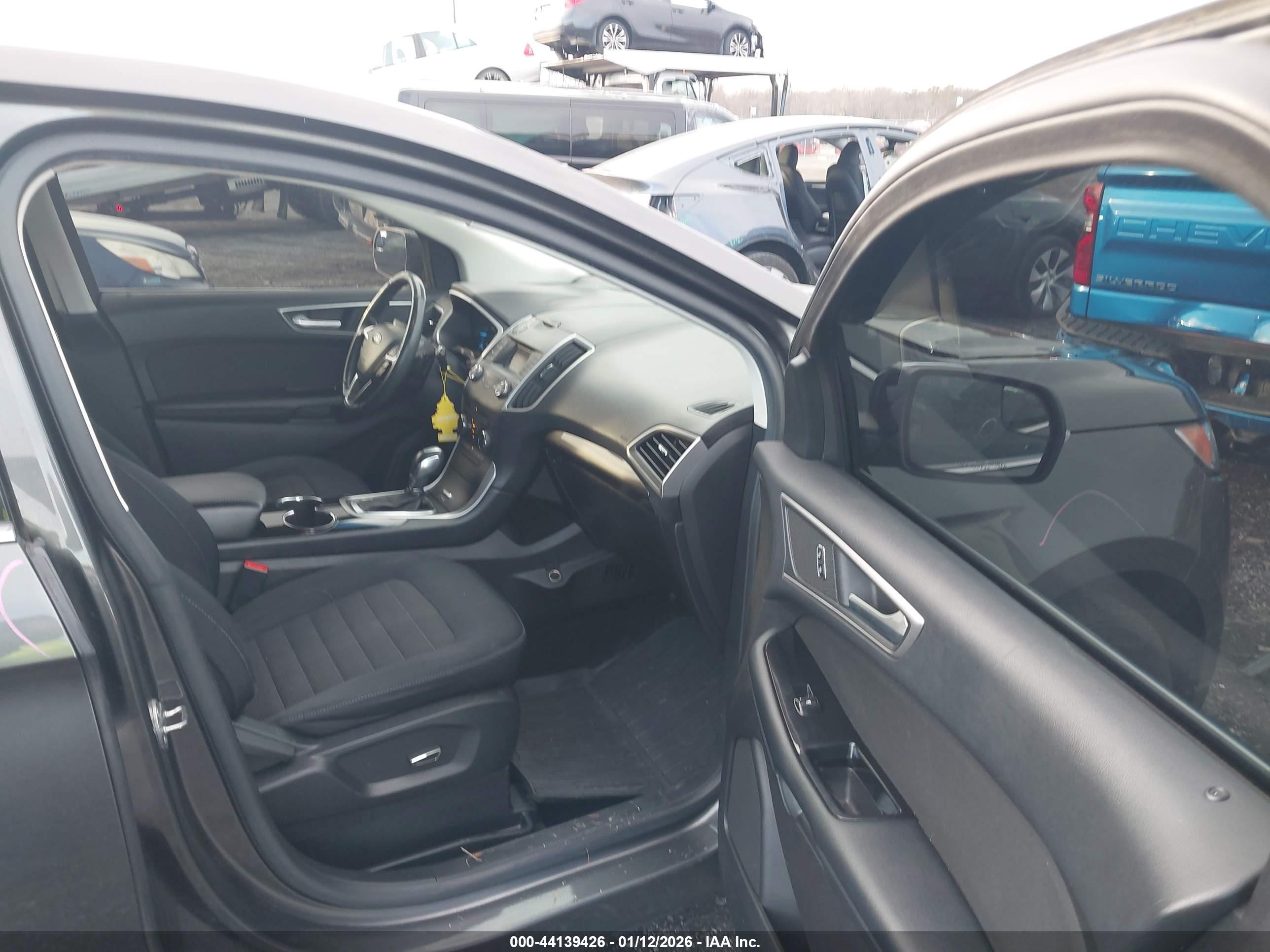 FORD EDGE image 5