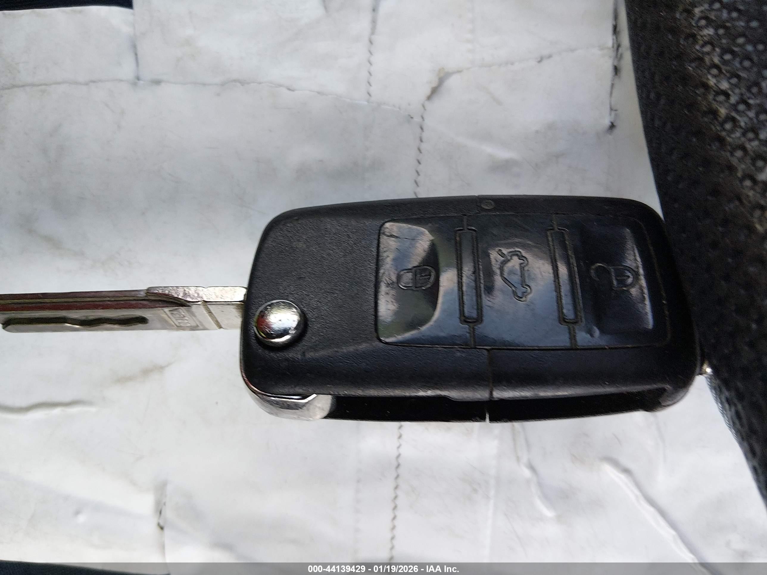 VOLKSWAGEN NEW image 11
