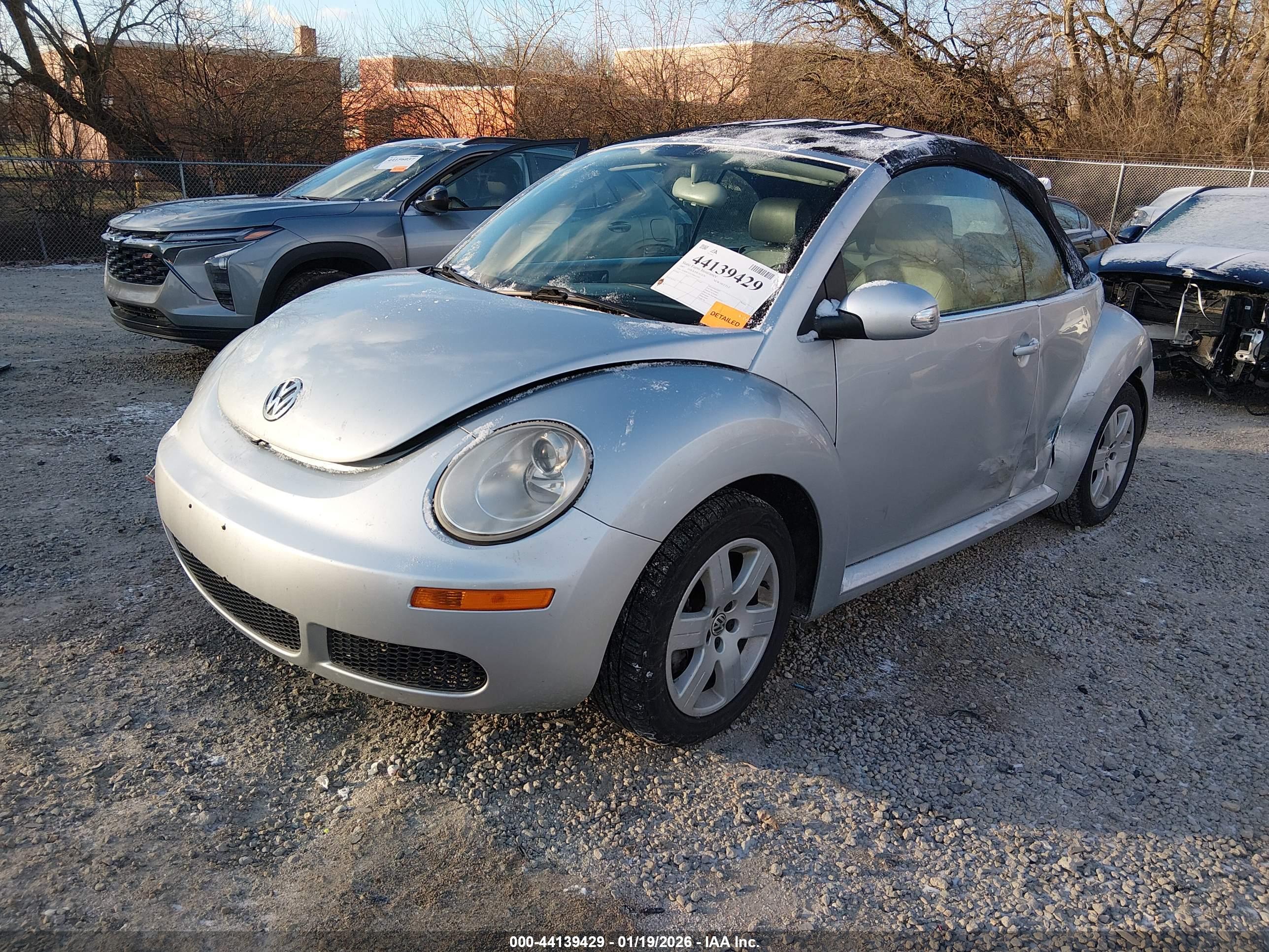 VOLKSWAGEN NEW image 2