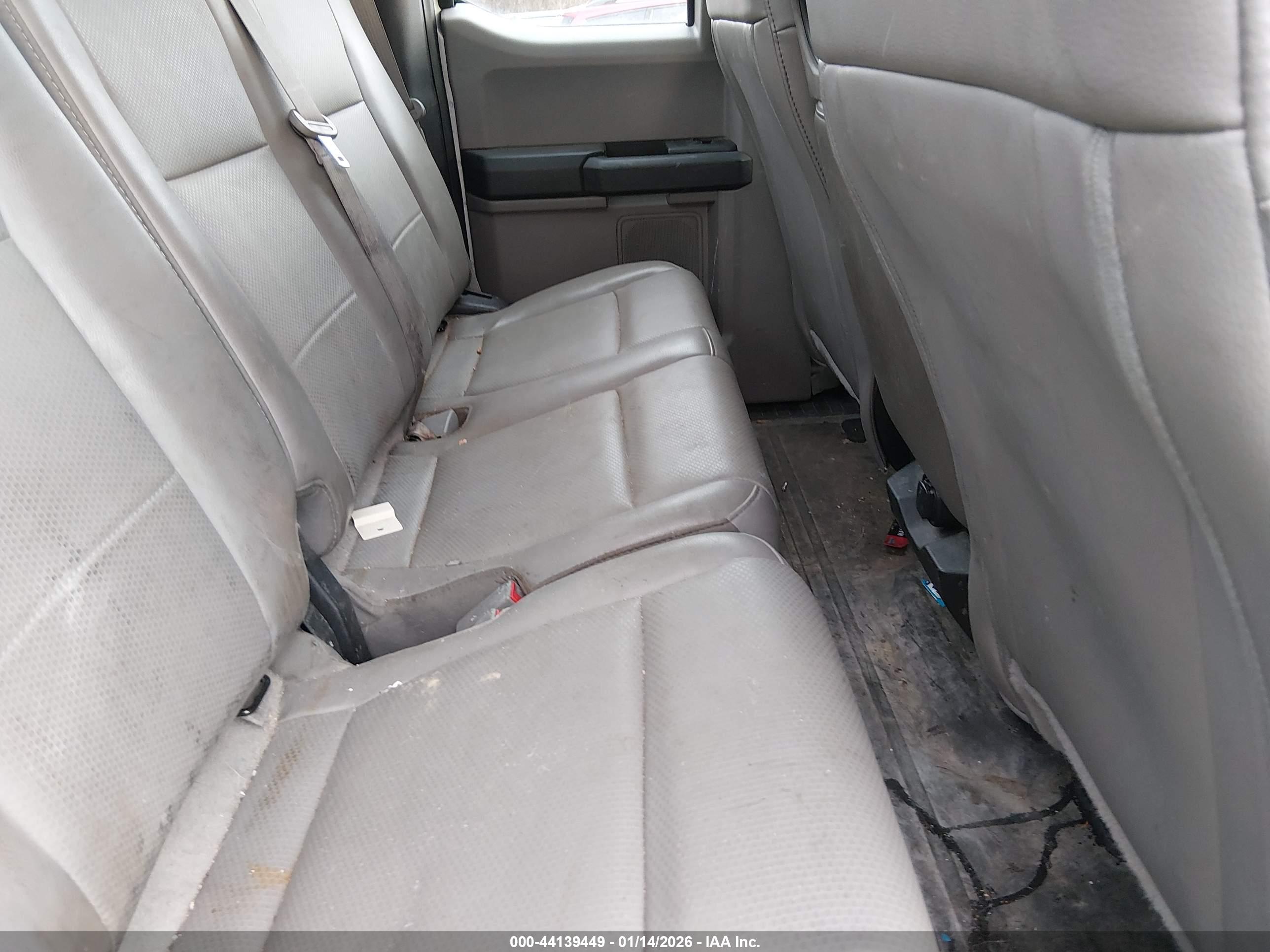 FORD F-150 image 8