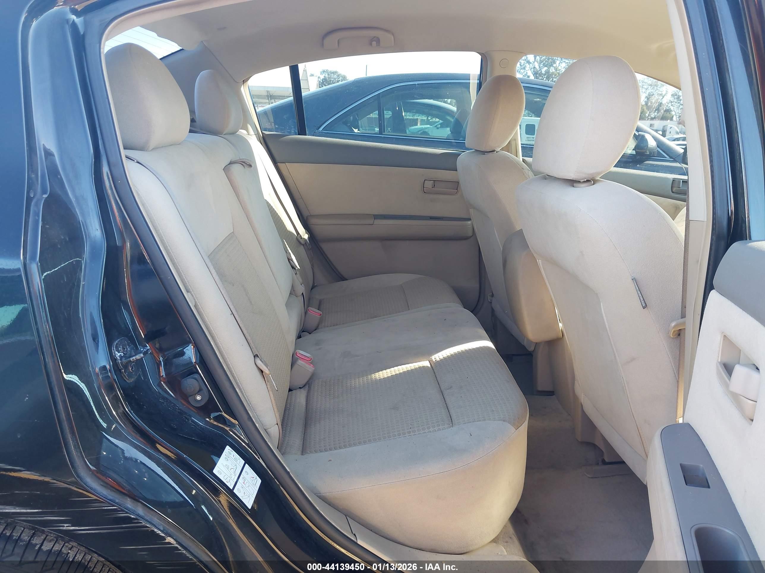 NISSAN SENTRA image 8