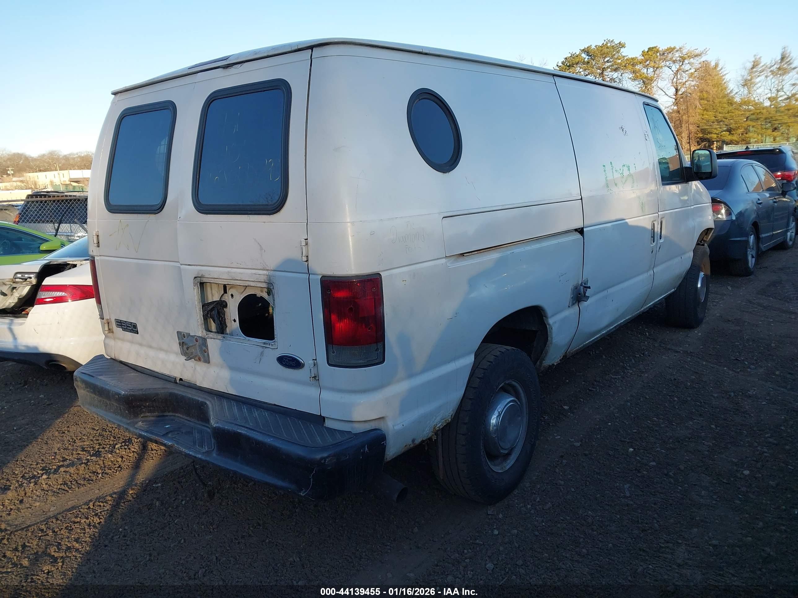 FORD E-350 image 4