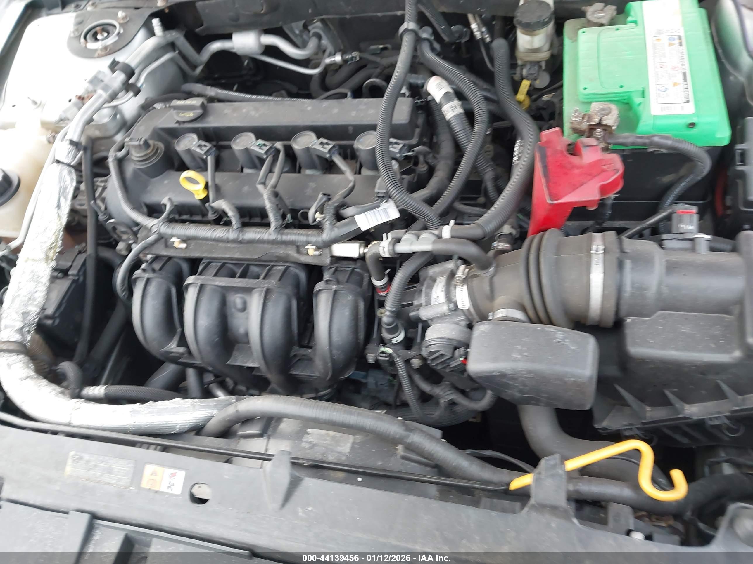 FORD FUSION image 10