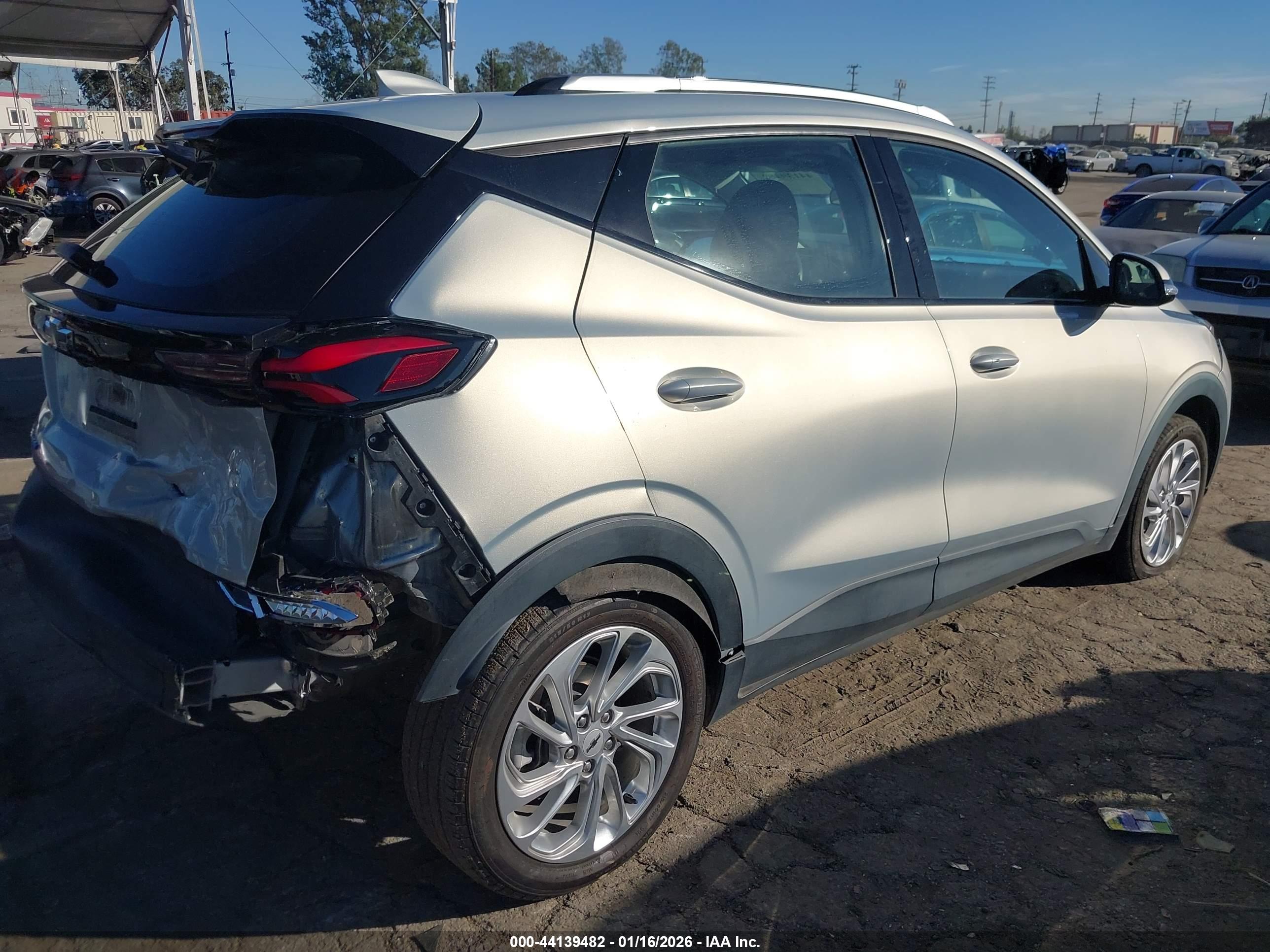 CHEVROLET BOLT image 4