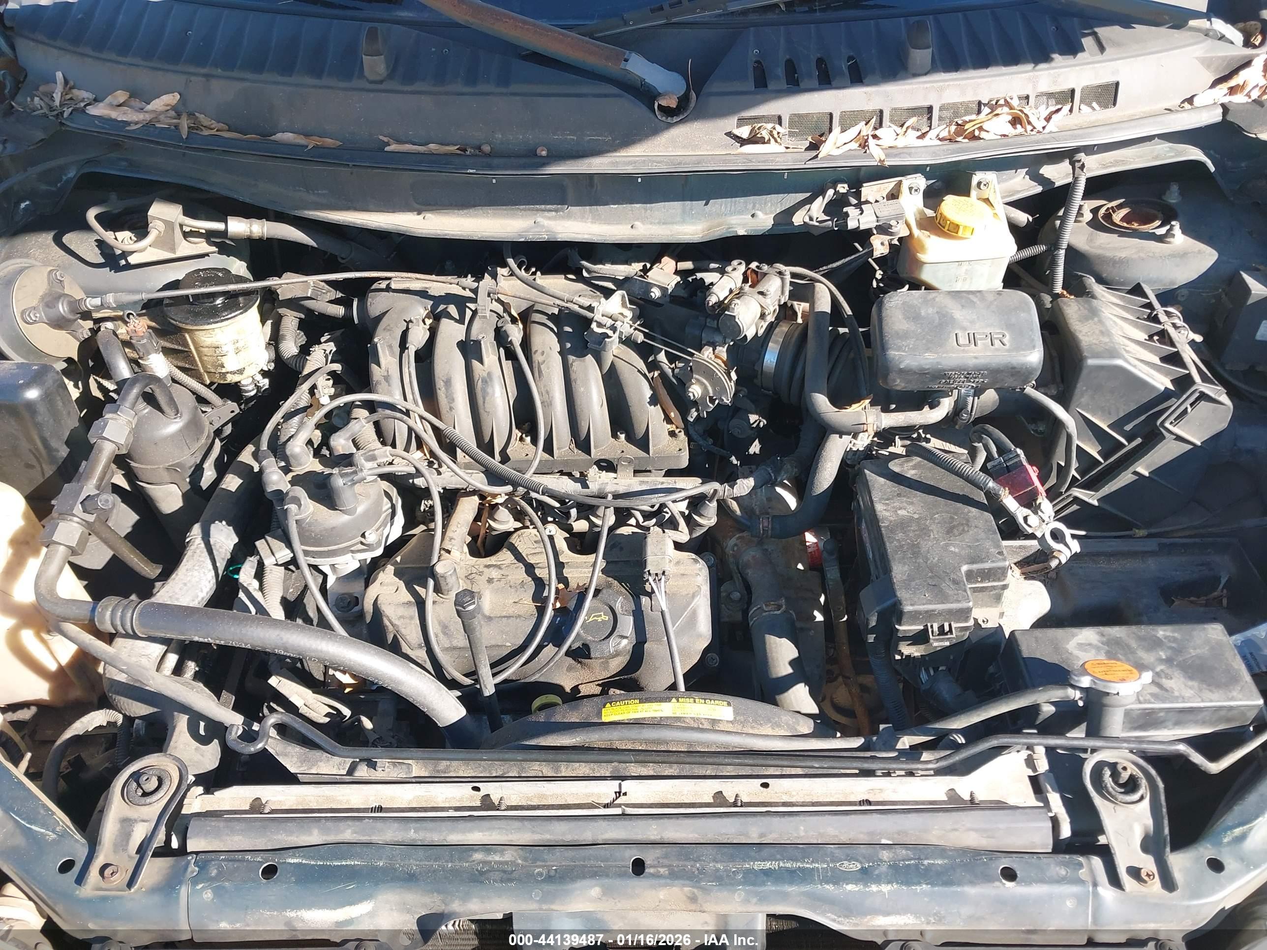 NISSAN QUEST image 10