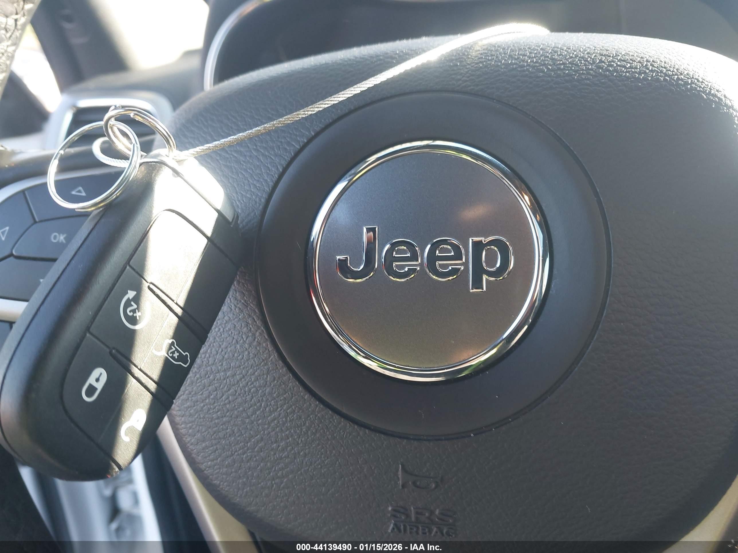 JEEP GRAND image 11