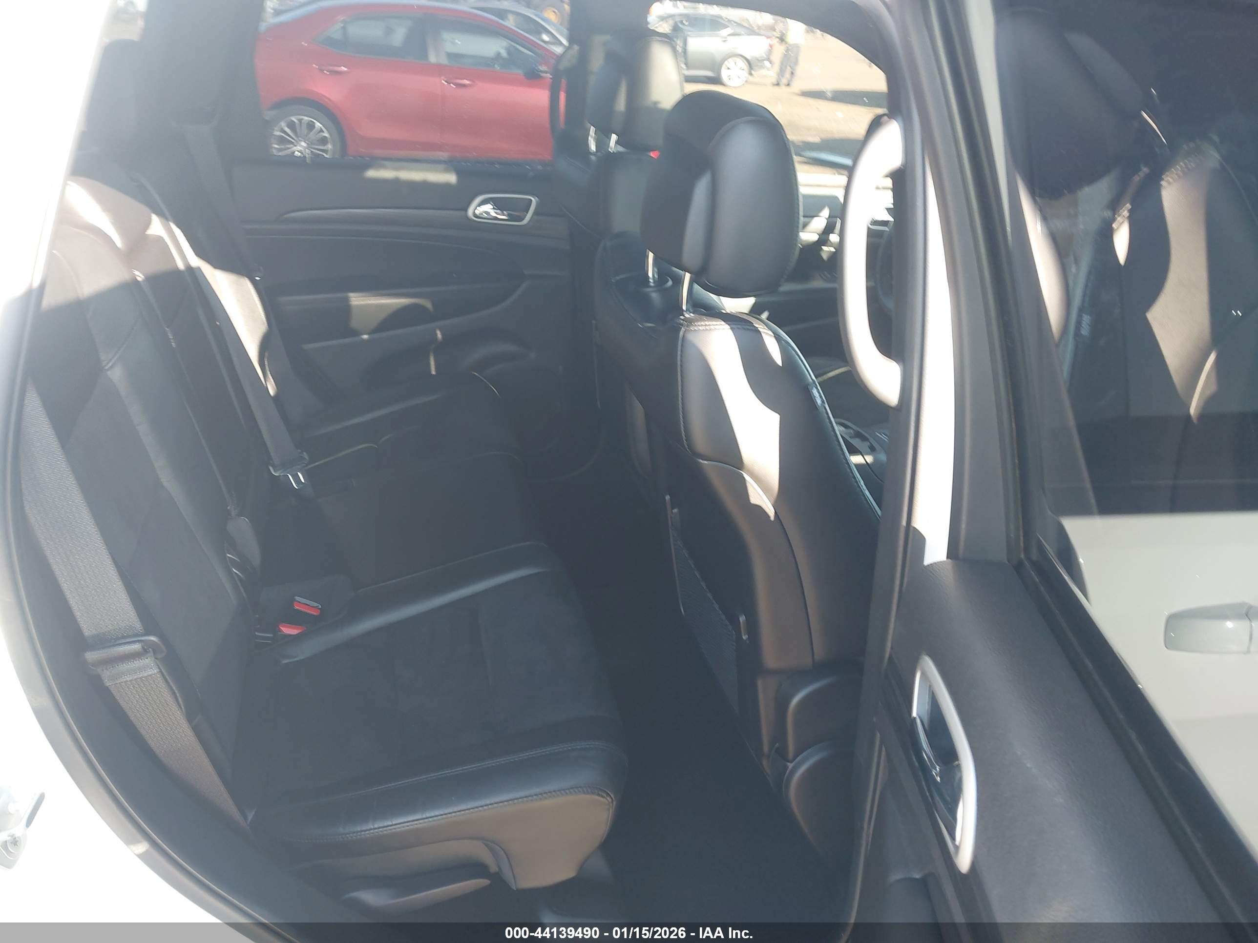 JEEP GRAND image 8