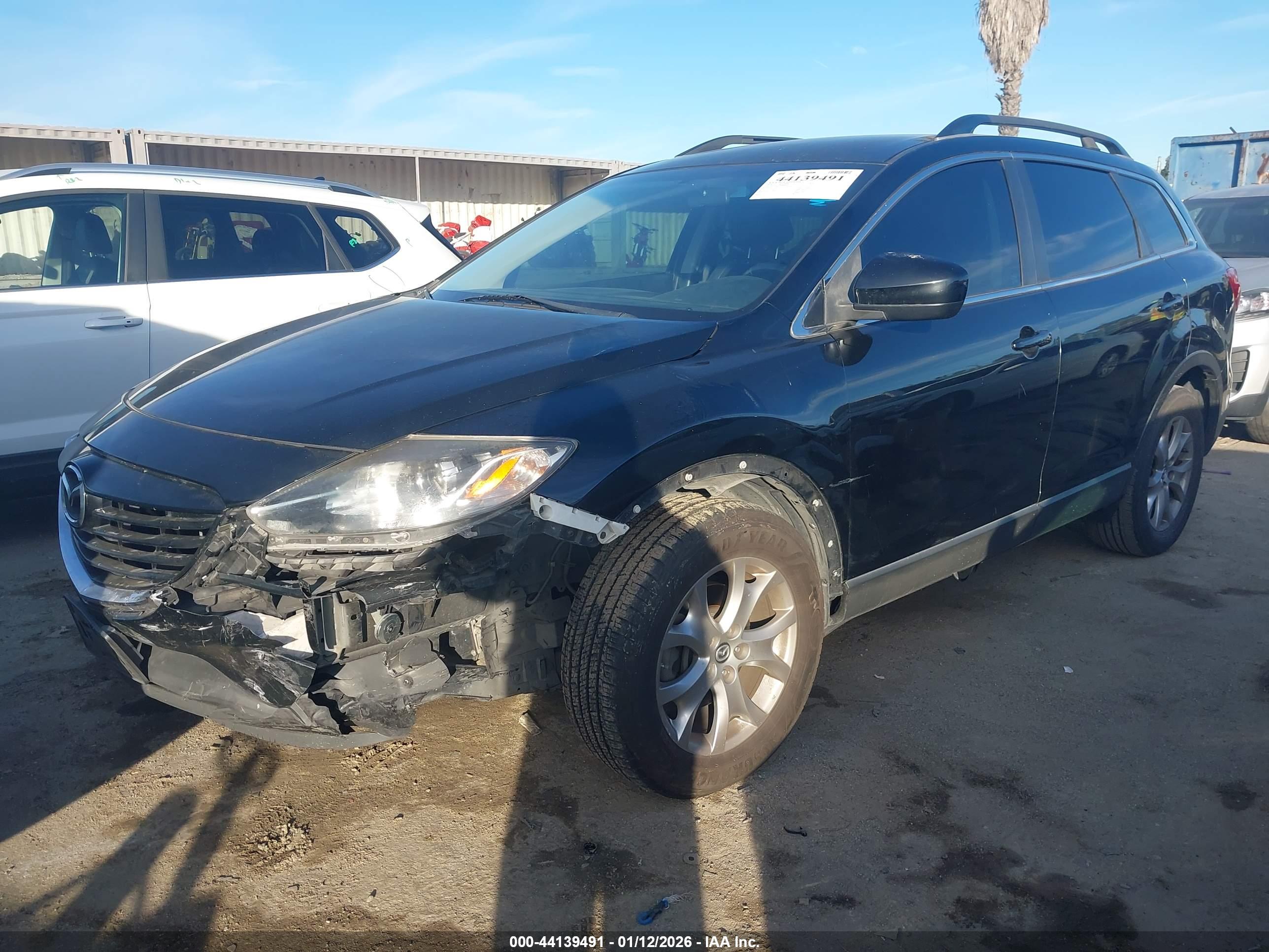 MAZDA CX-9 image 2