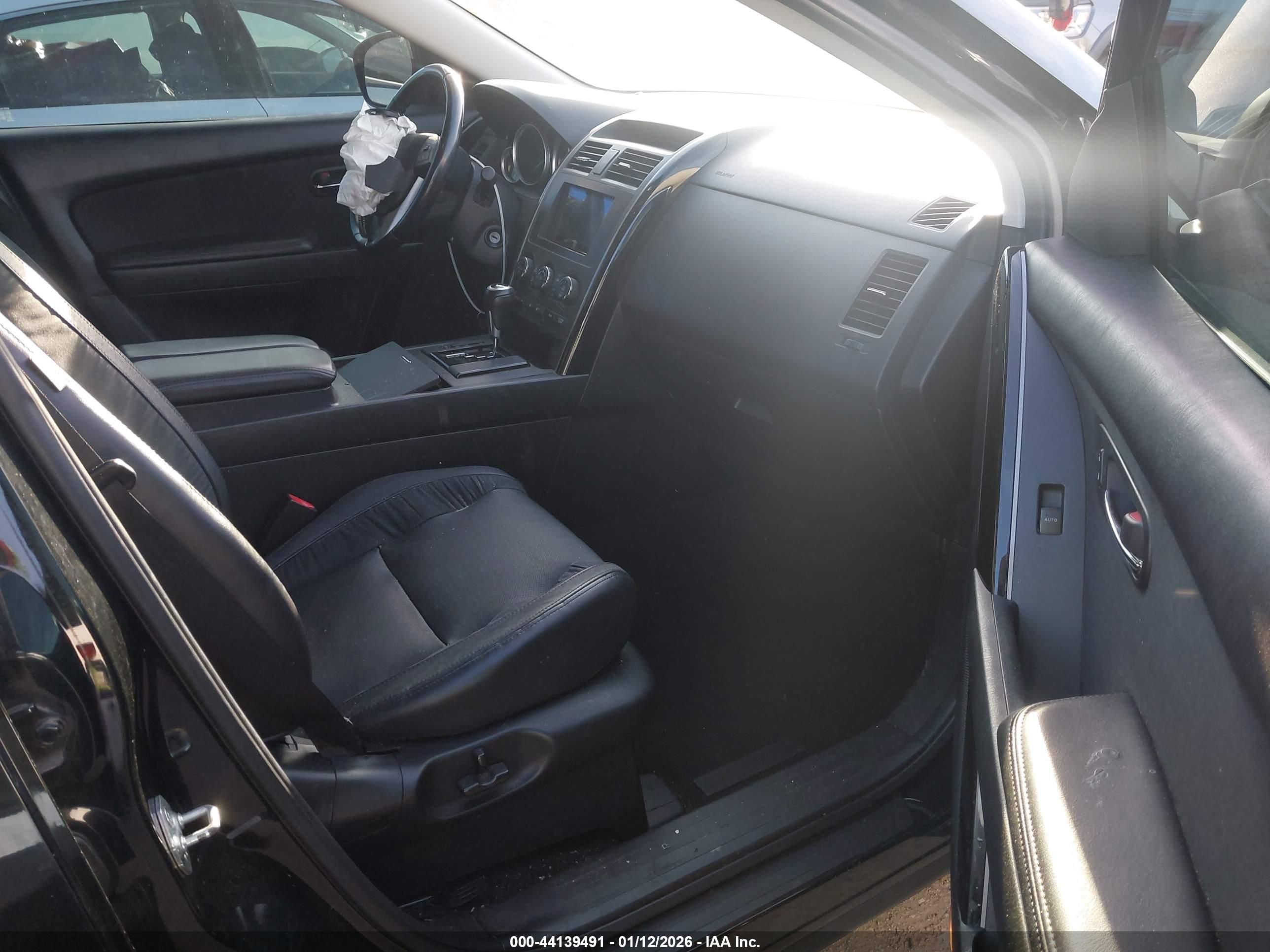 MAZDA CX-9 image 5