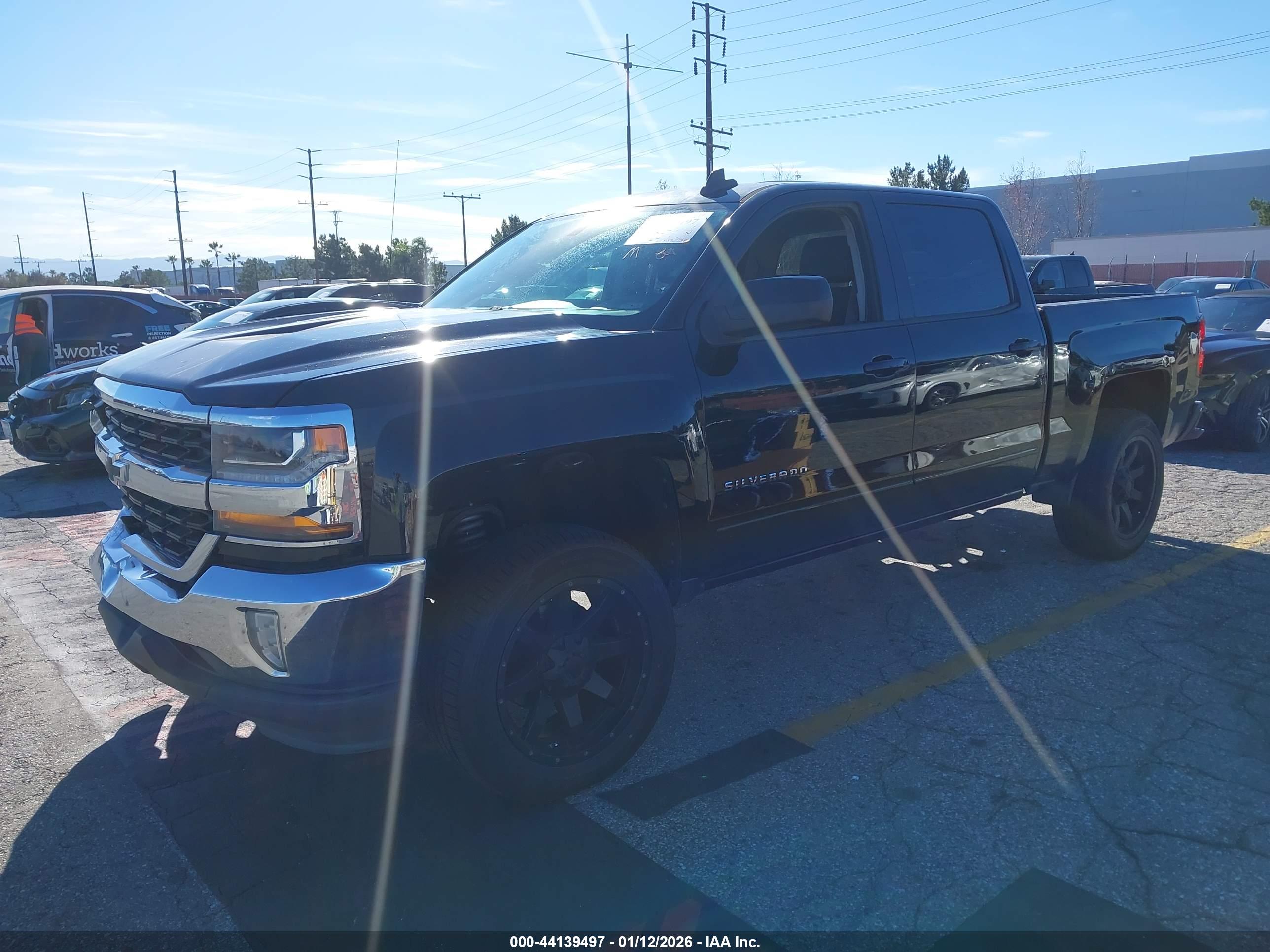 CHEVROLET SILVERADO image 2