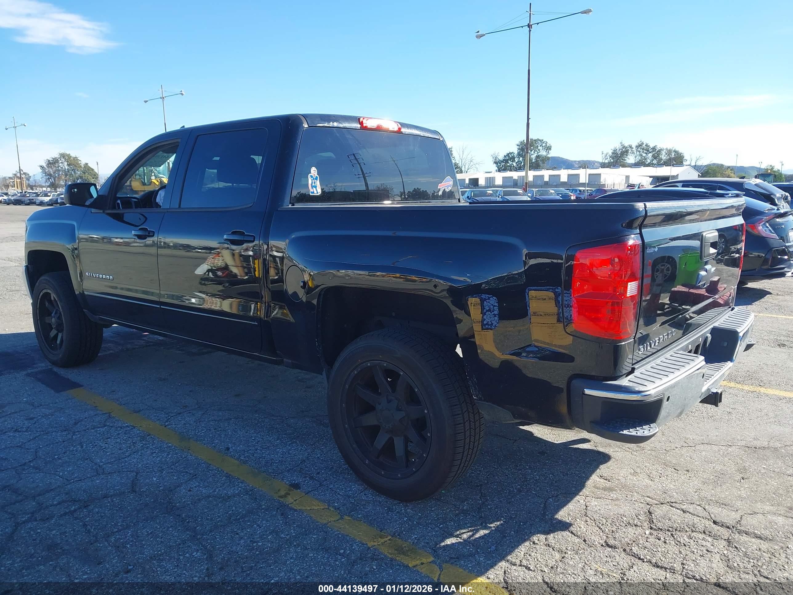 CHEVROLET SILVERADO image 3