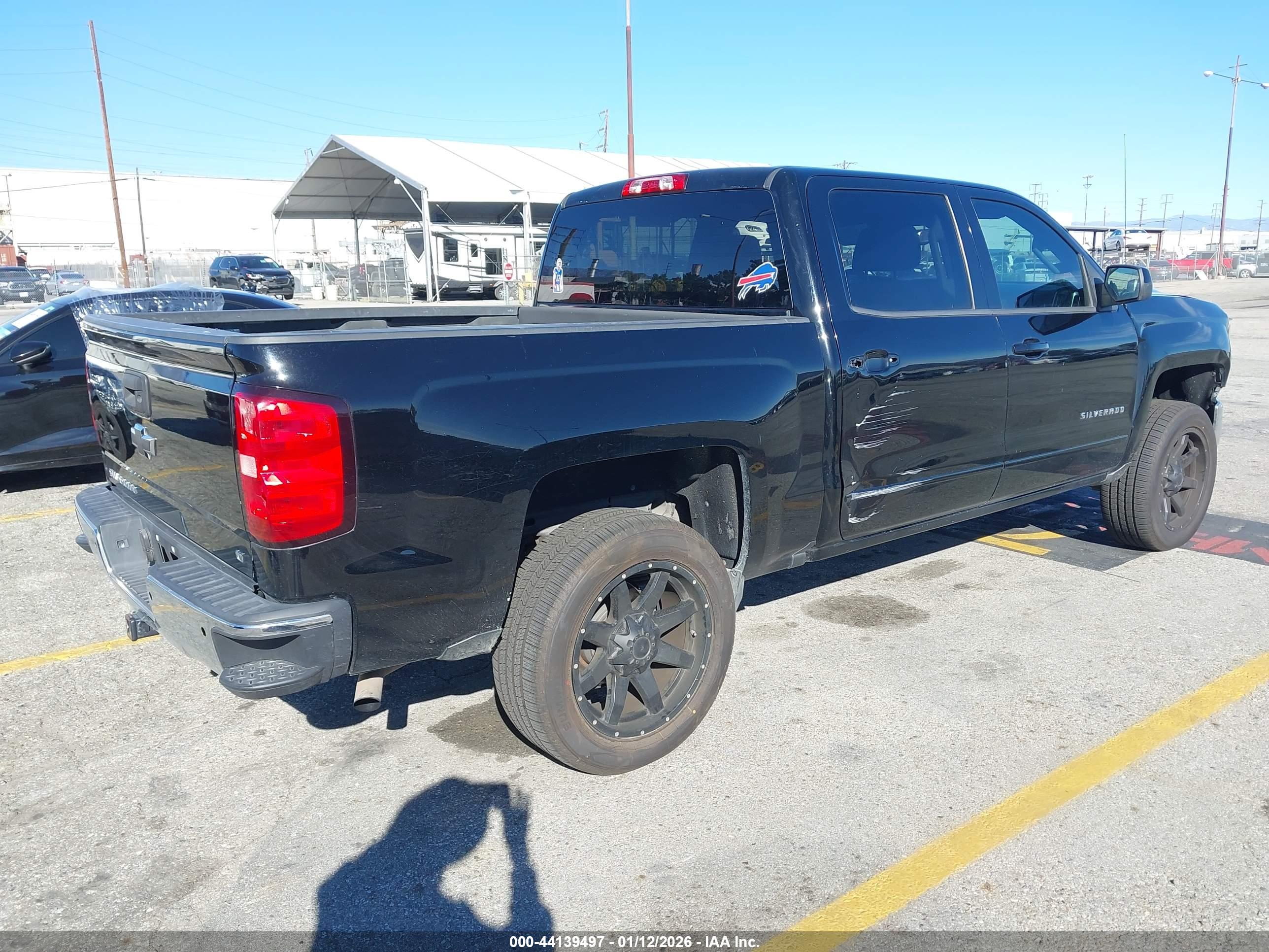 CHEVROLET SILVERADO image 4