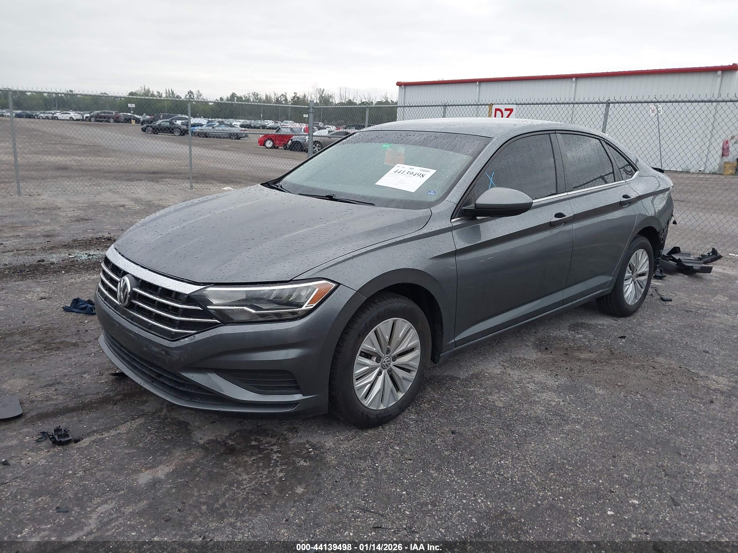 VOLKSWAGEN JETTA image 2