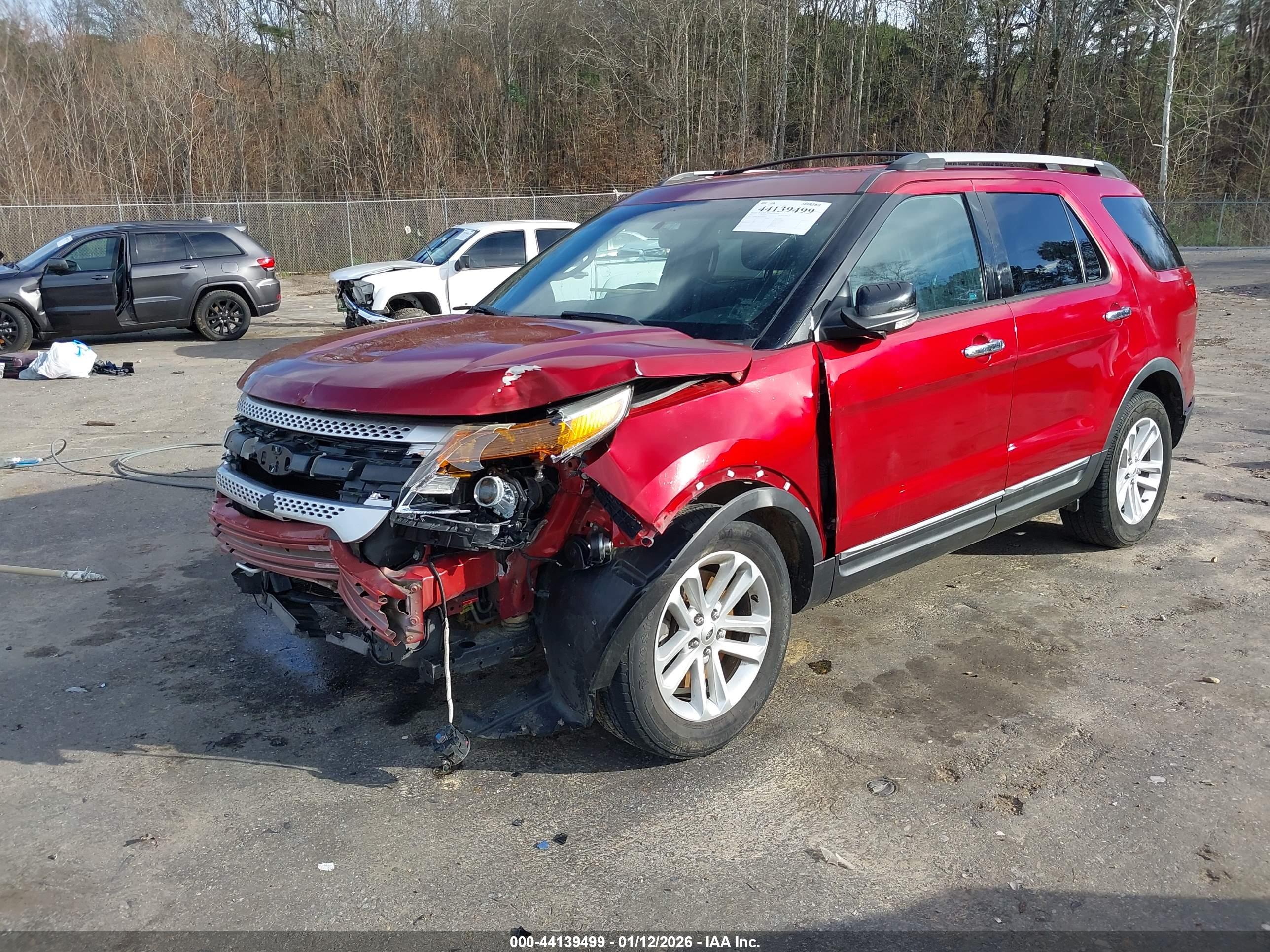 FORD EXPLORER image 2