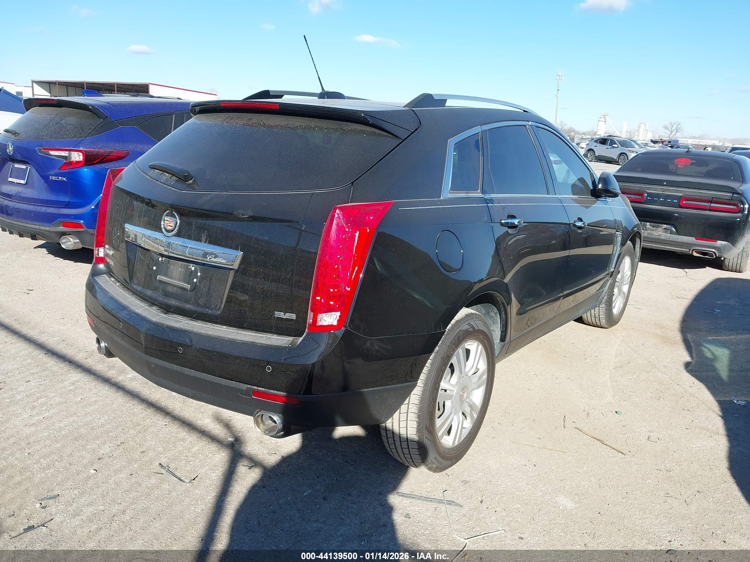 CADILLAC SRX image 4