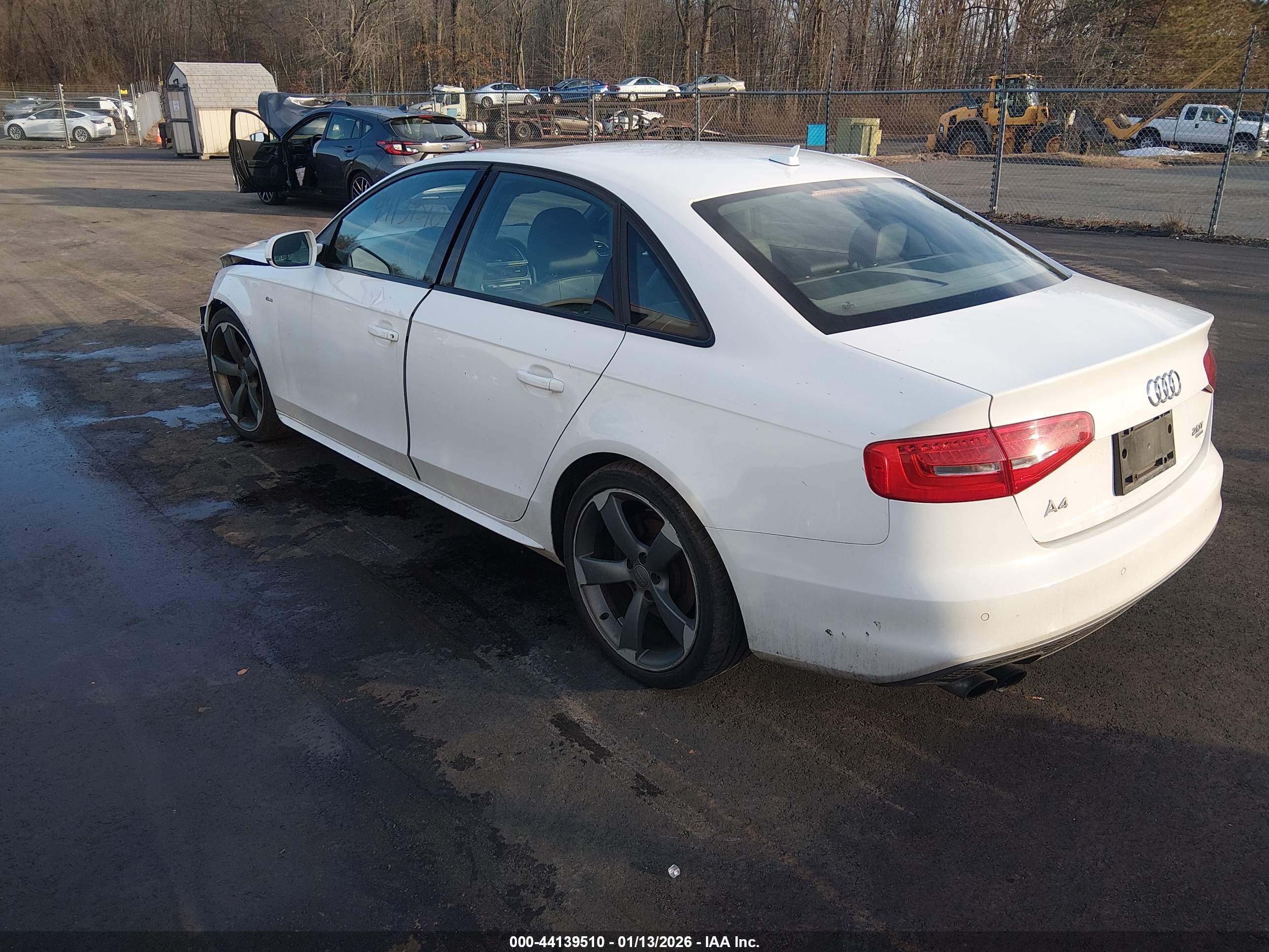AUDI A4 image 3