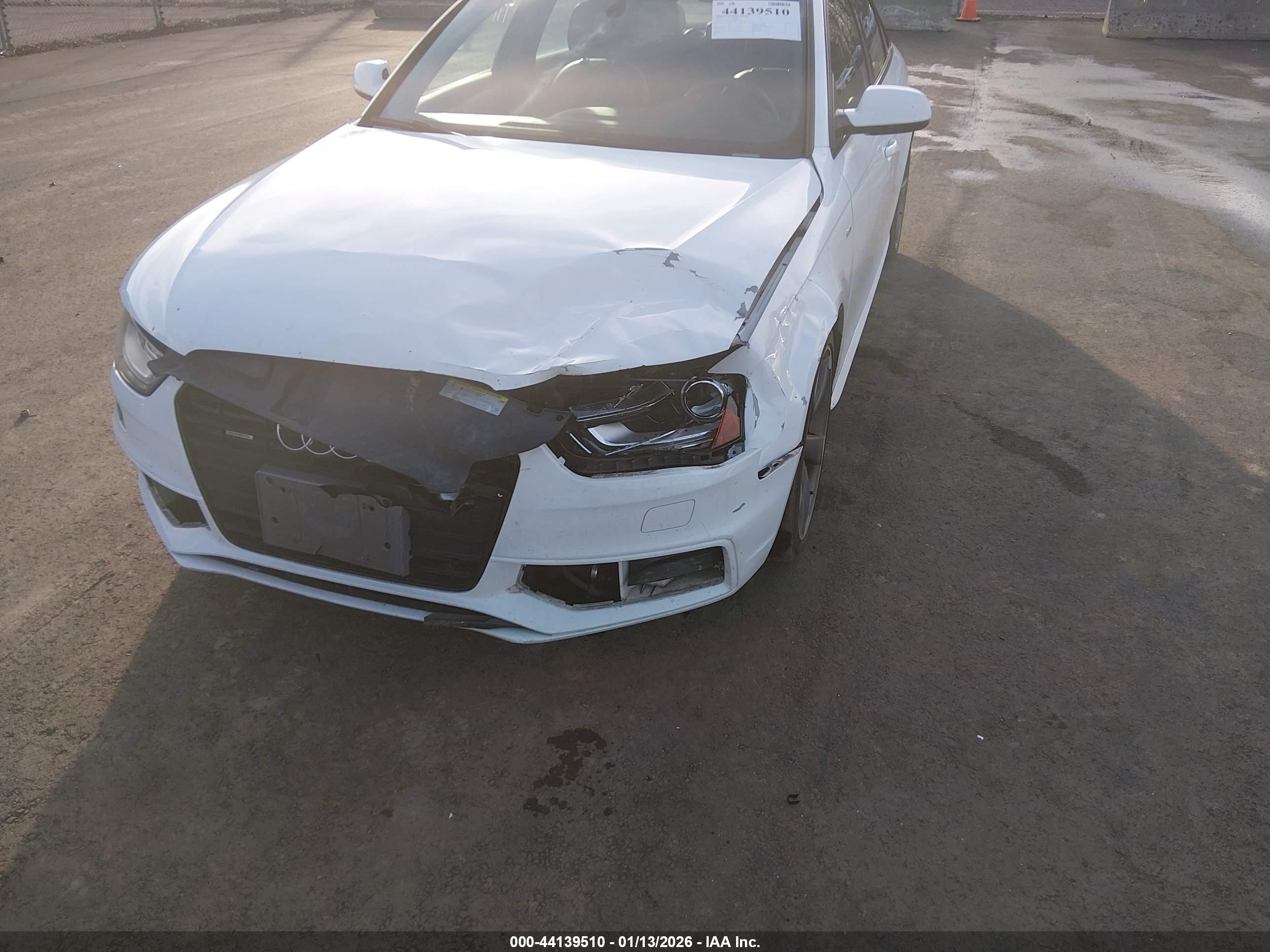 AUDI A4 image 6