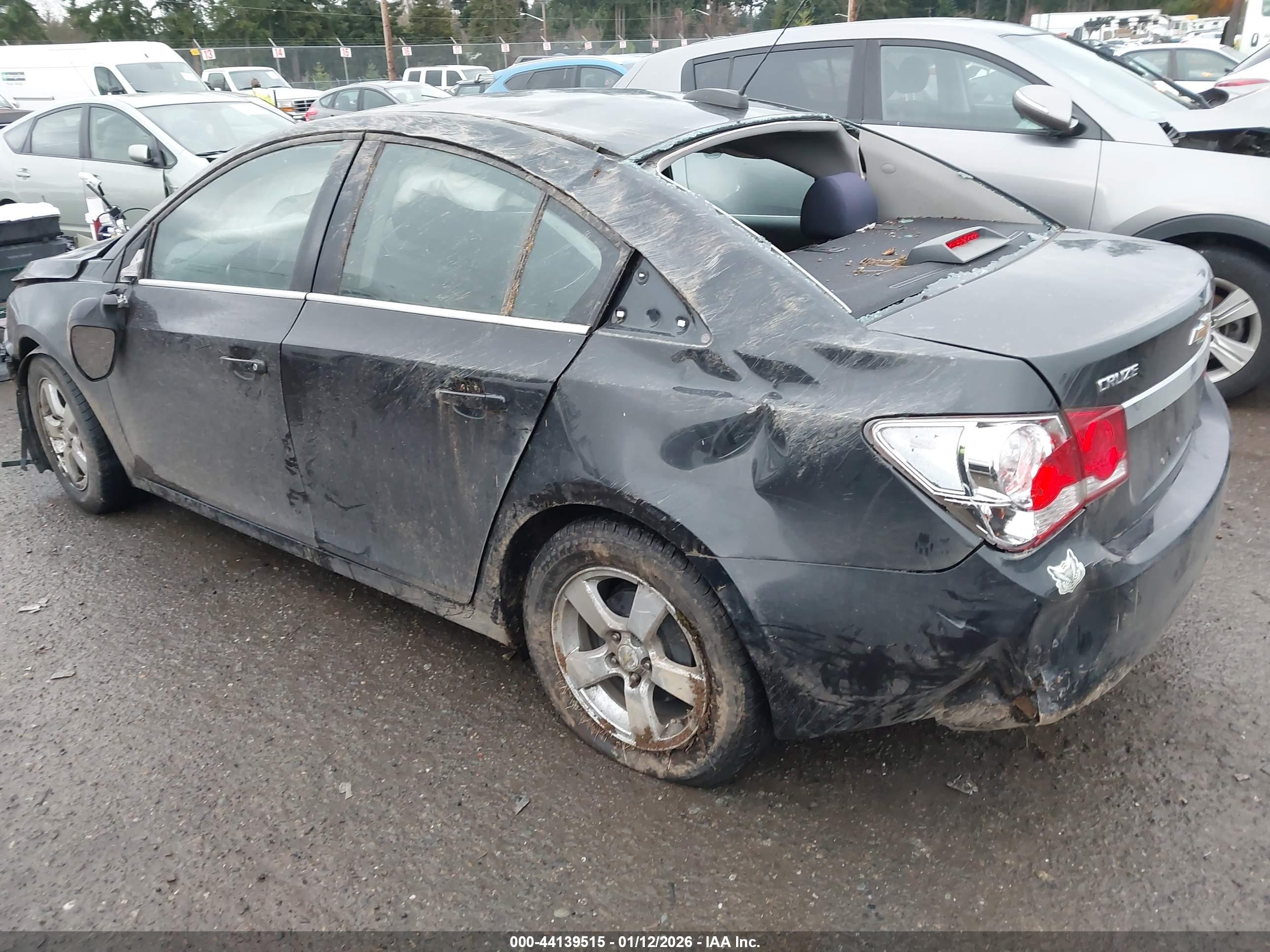 CHEVROLET CRUZE image 3