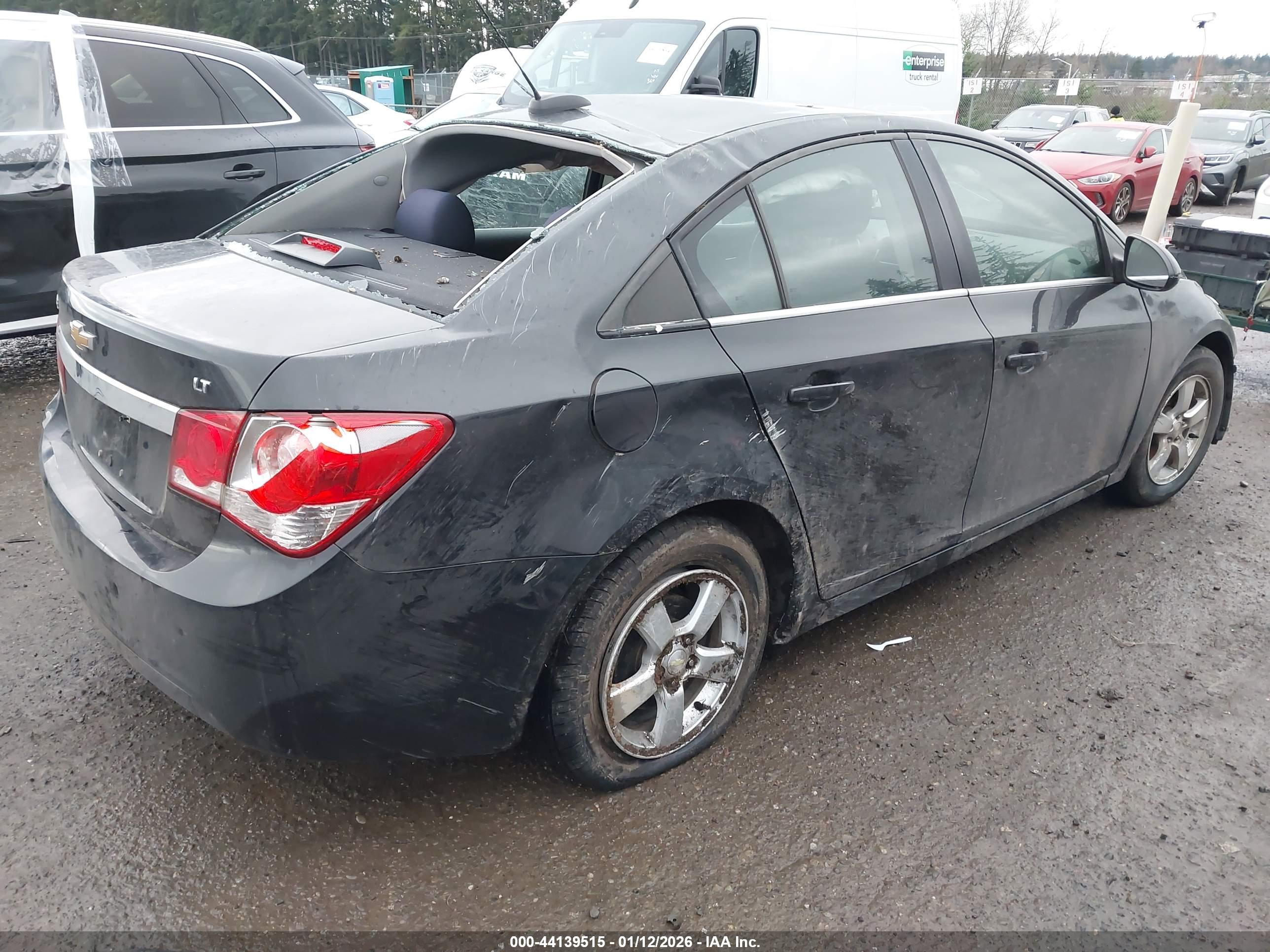 CHEVROLET CRUZE image 4