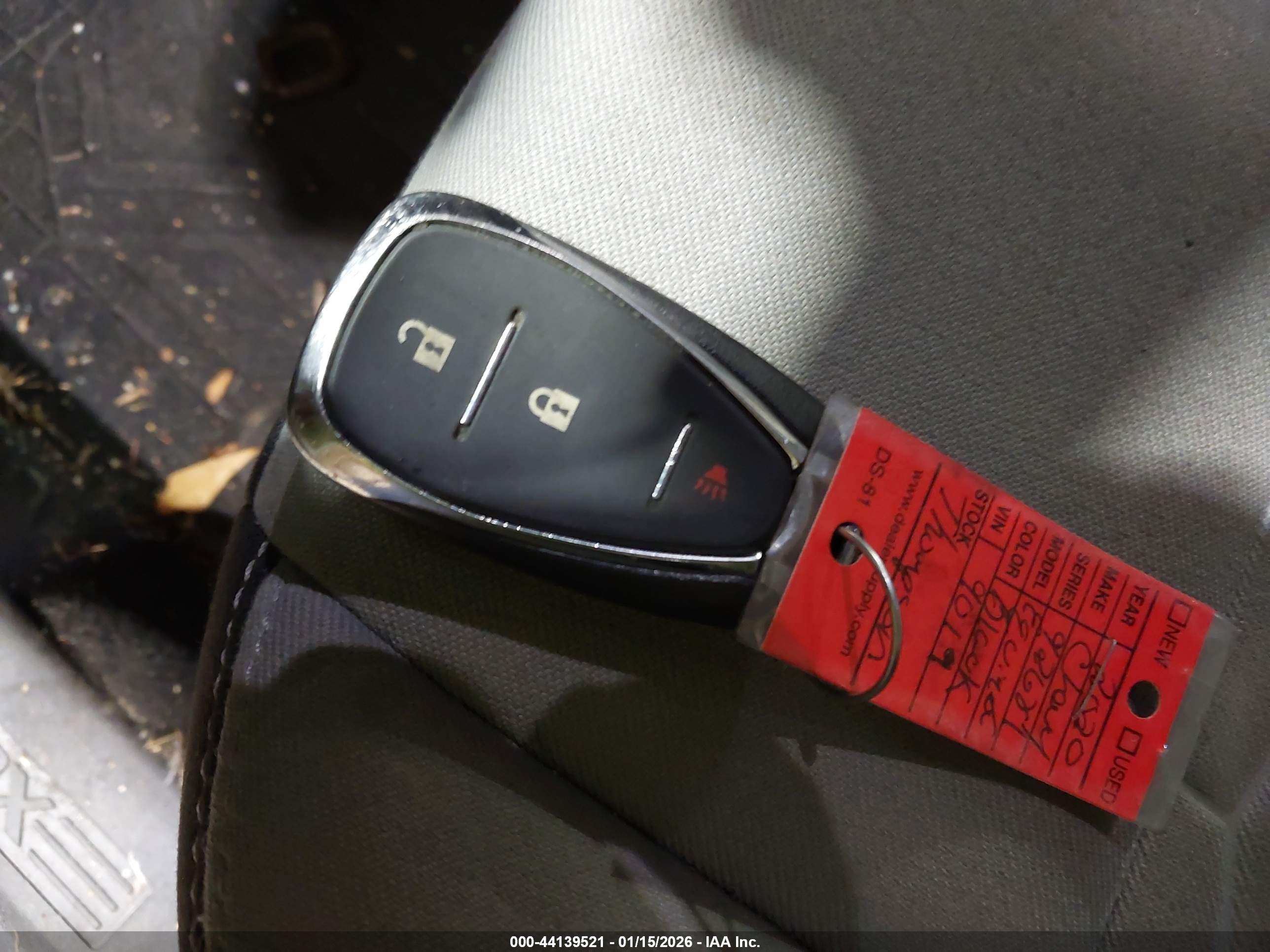 CHEVROLET EQUINOX image 11