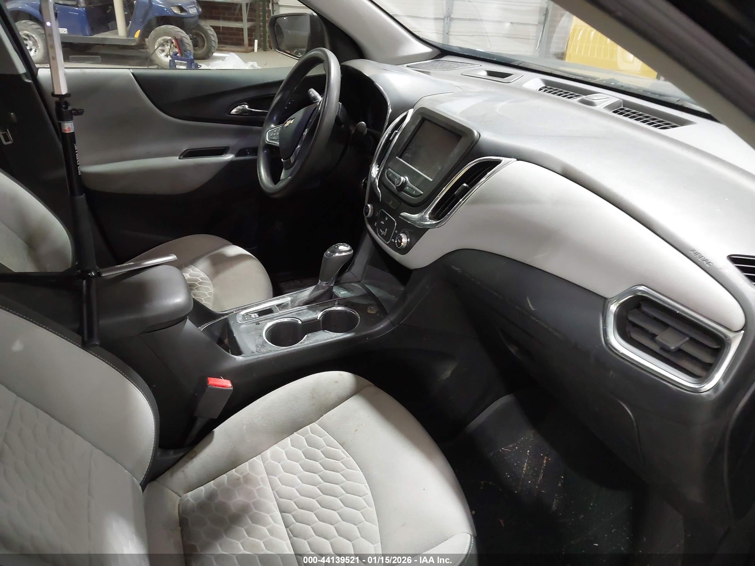 CHEVROLET EQUINOX image 5
