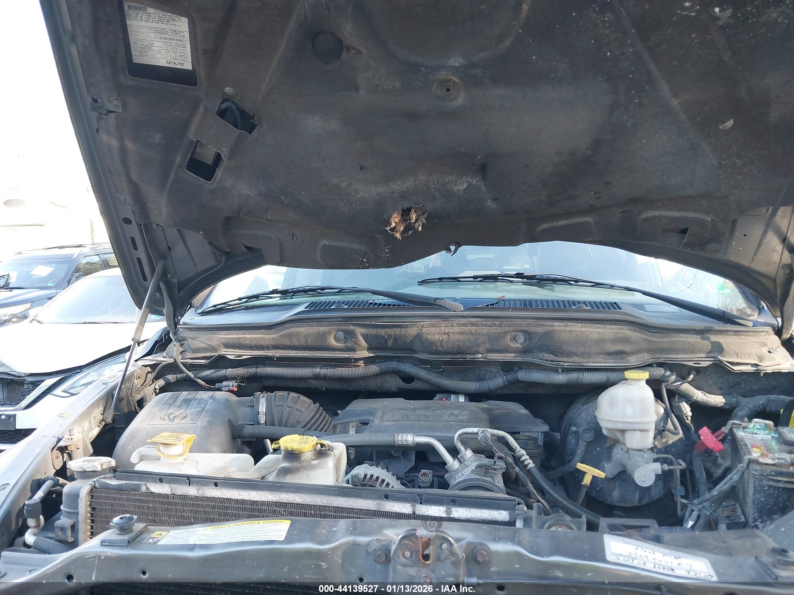 DODGE RAM image 10