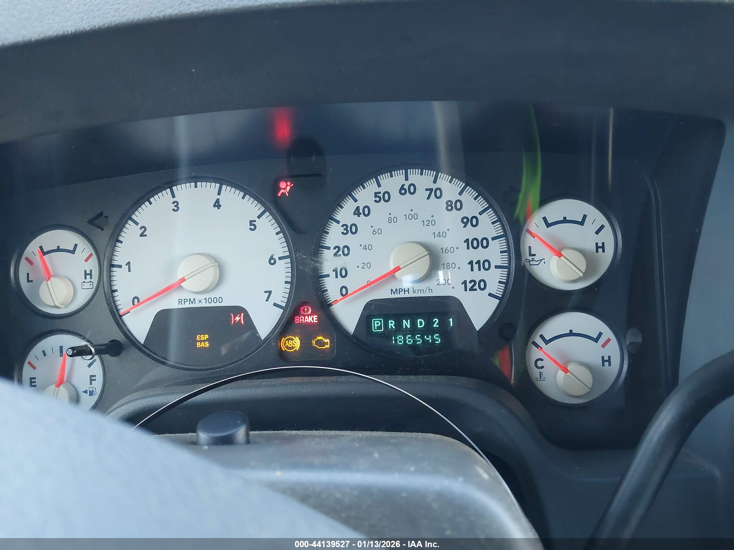 DODGE RAM image 7