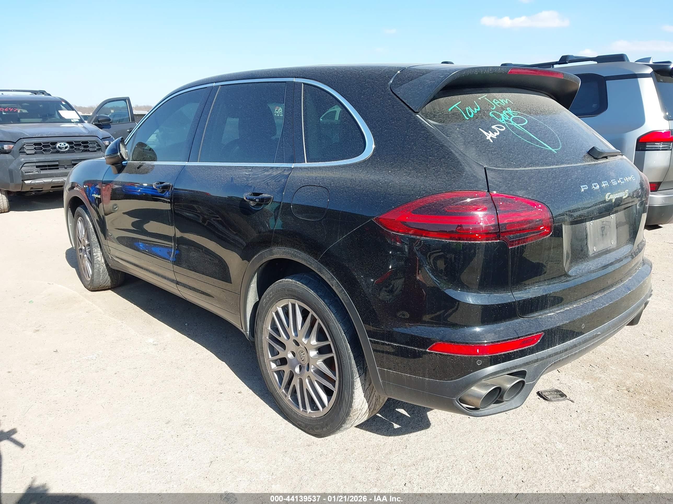 PORSCHE CAYENNE image 3