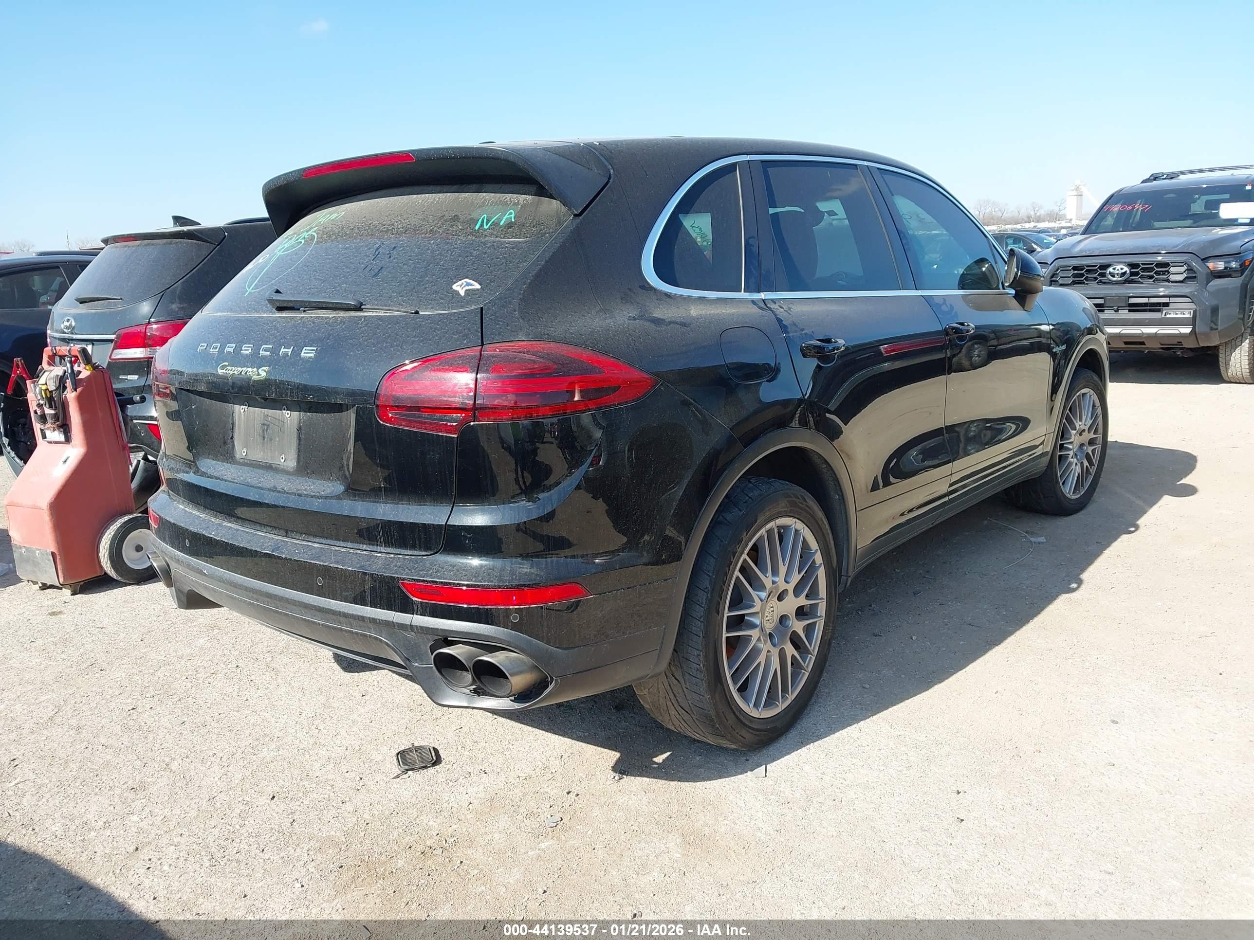 PORSCHE CAYENNE image 4