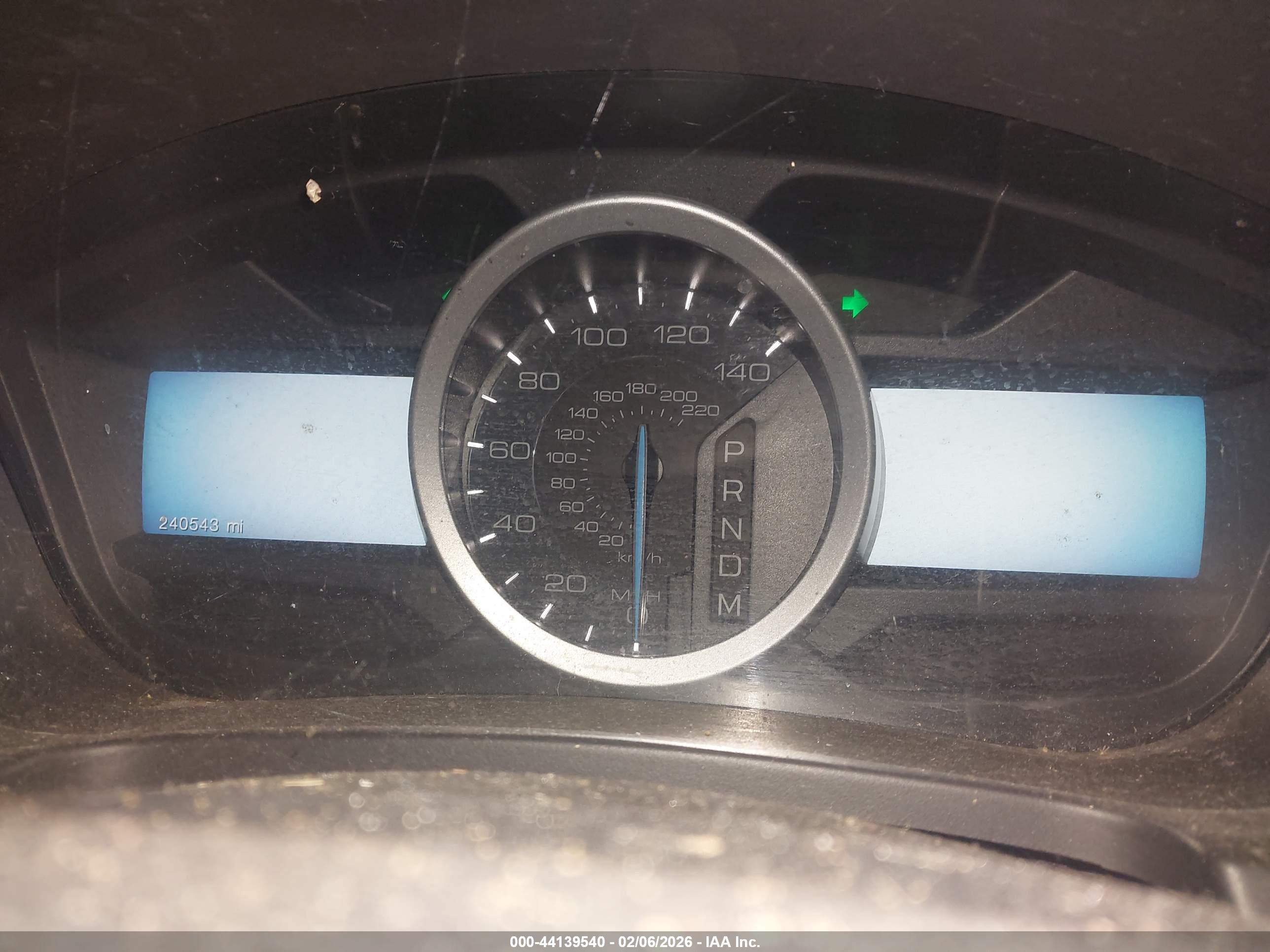 FORD EXPLORER image 7